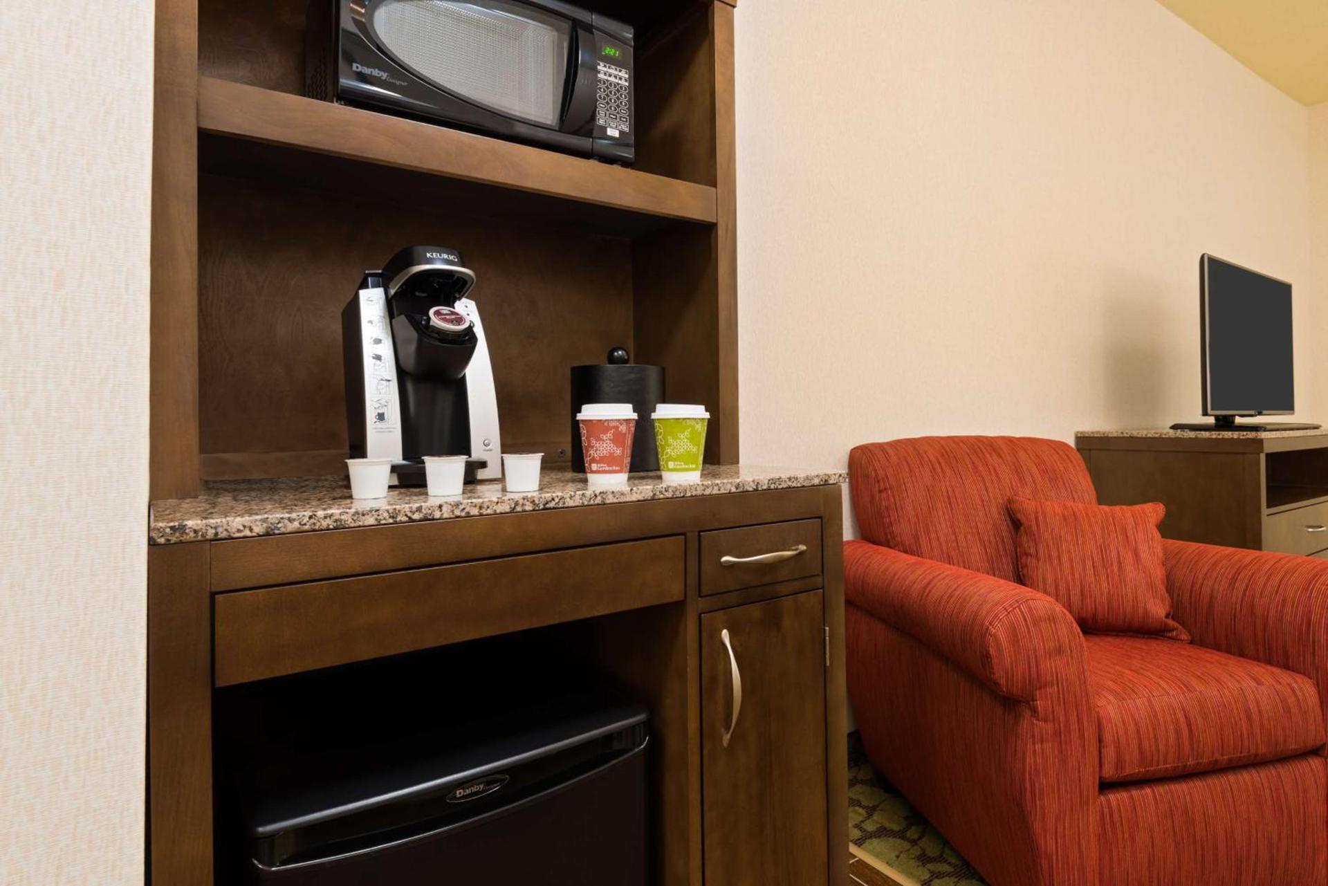 Hilton Garden Inn Wayne photo 33