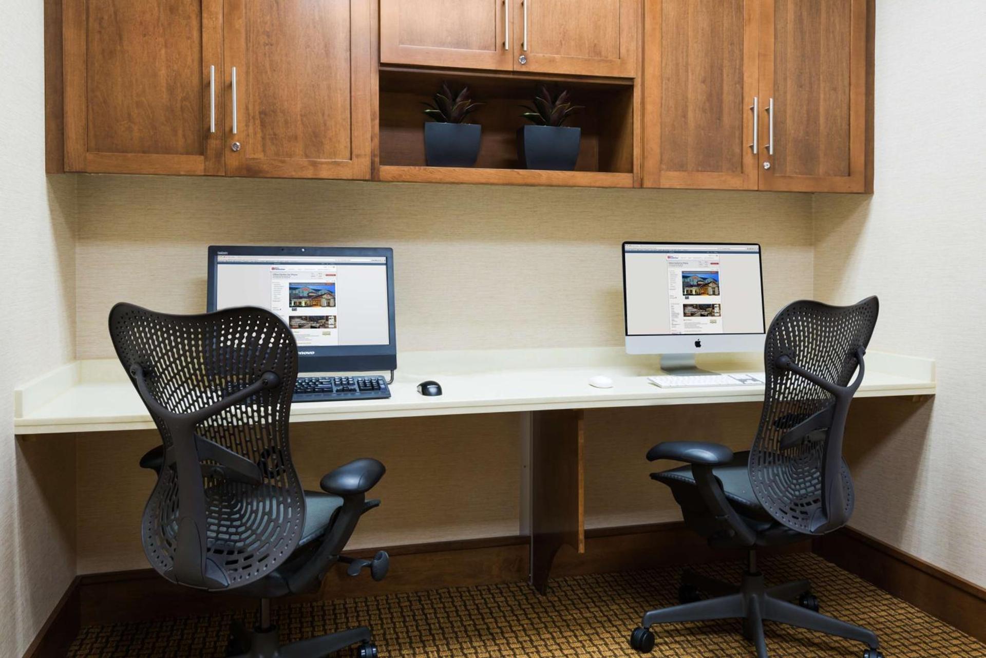 Hilton Garden Inn Wayne photo 34