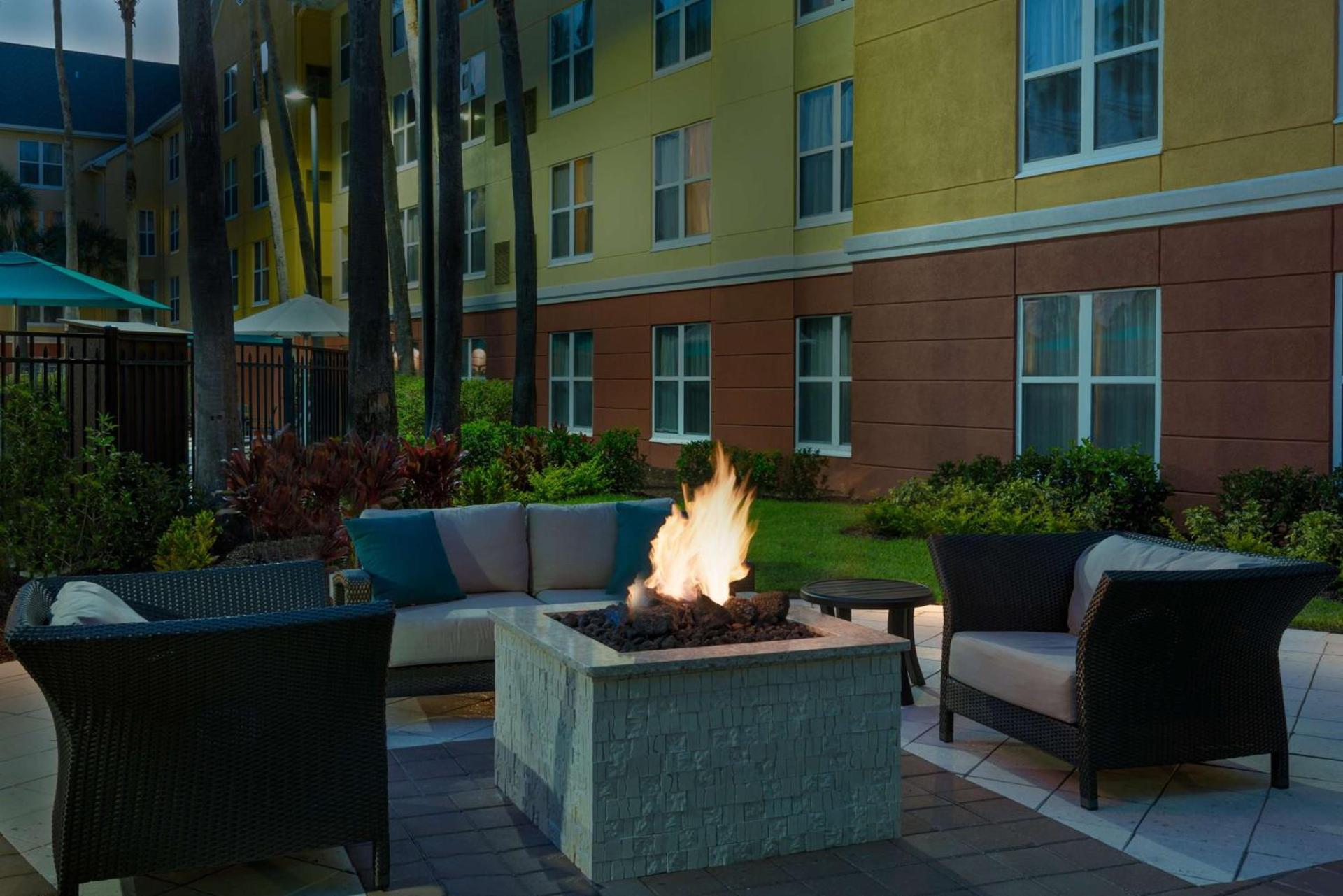 Homewood Suites by Hilton Orlando-UCF Area photo 9
