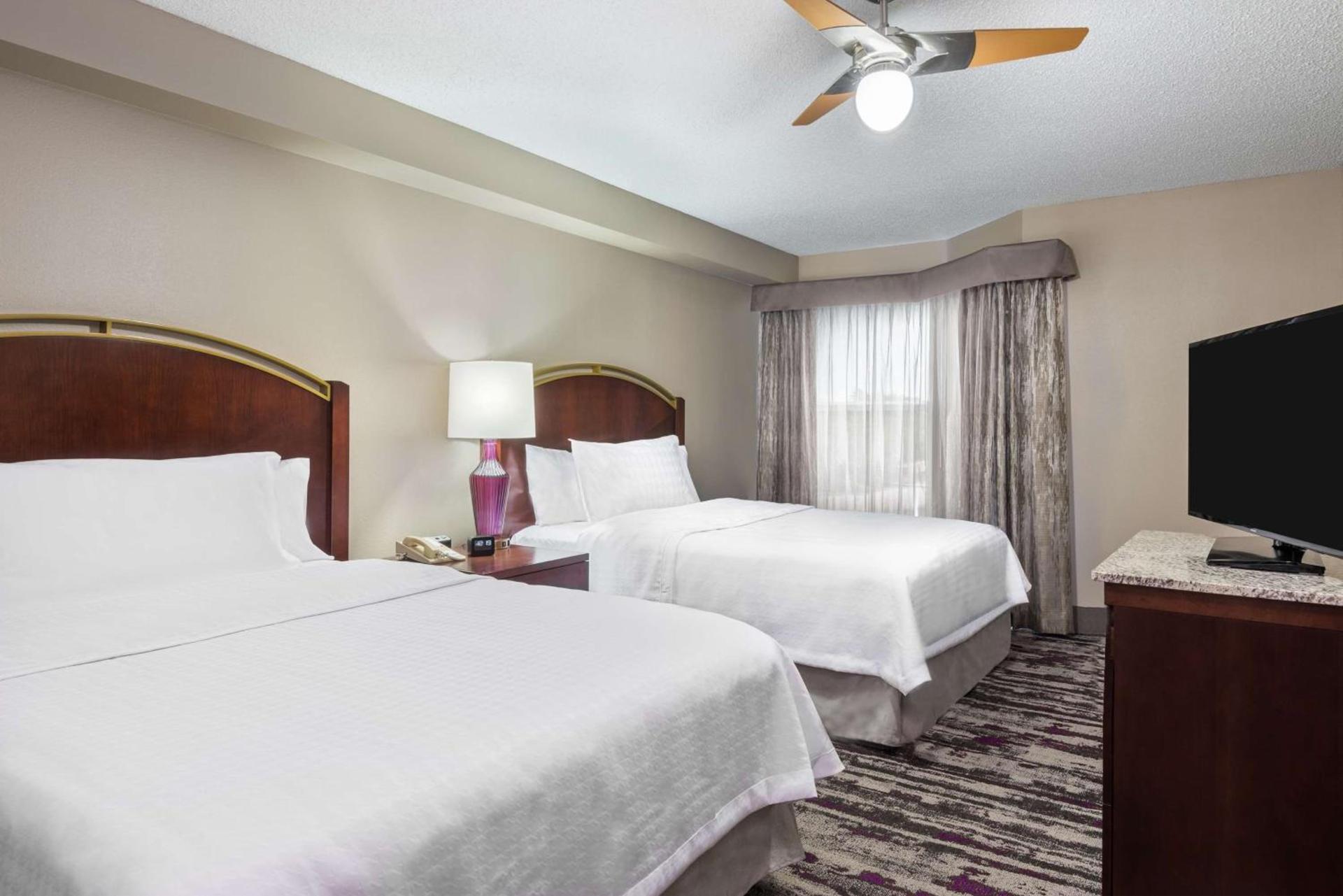 Homewood Suites by Hilton Orlando-UCF Area photo 3
