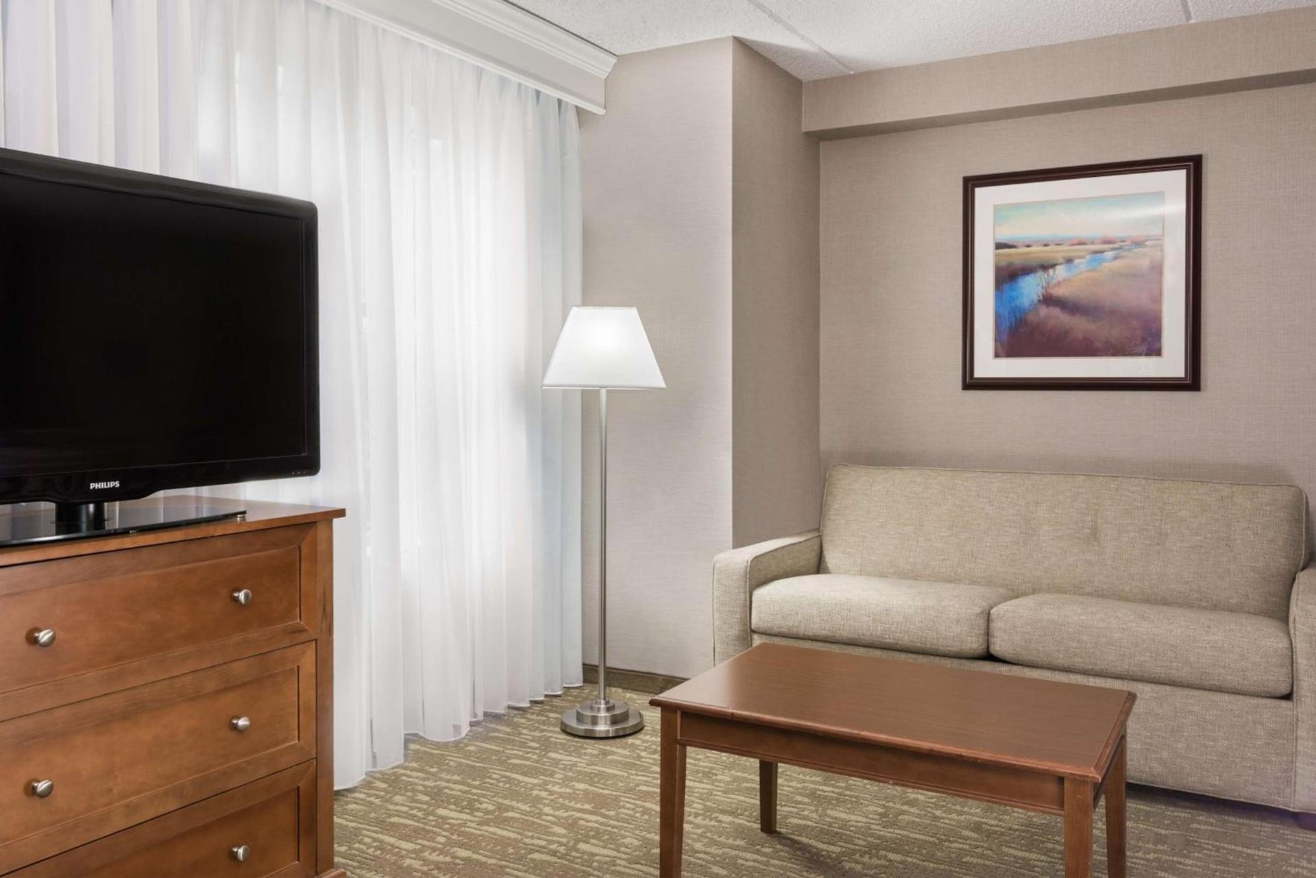 Homewood Suites by Hilton Holyoke-Springfield/North photo 32