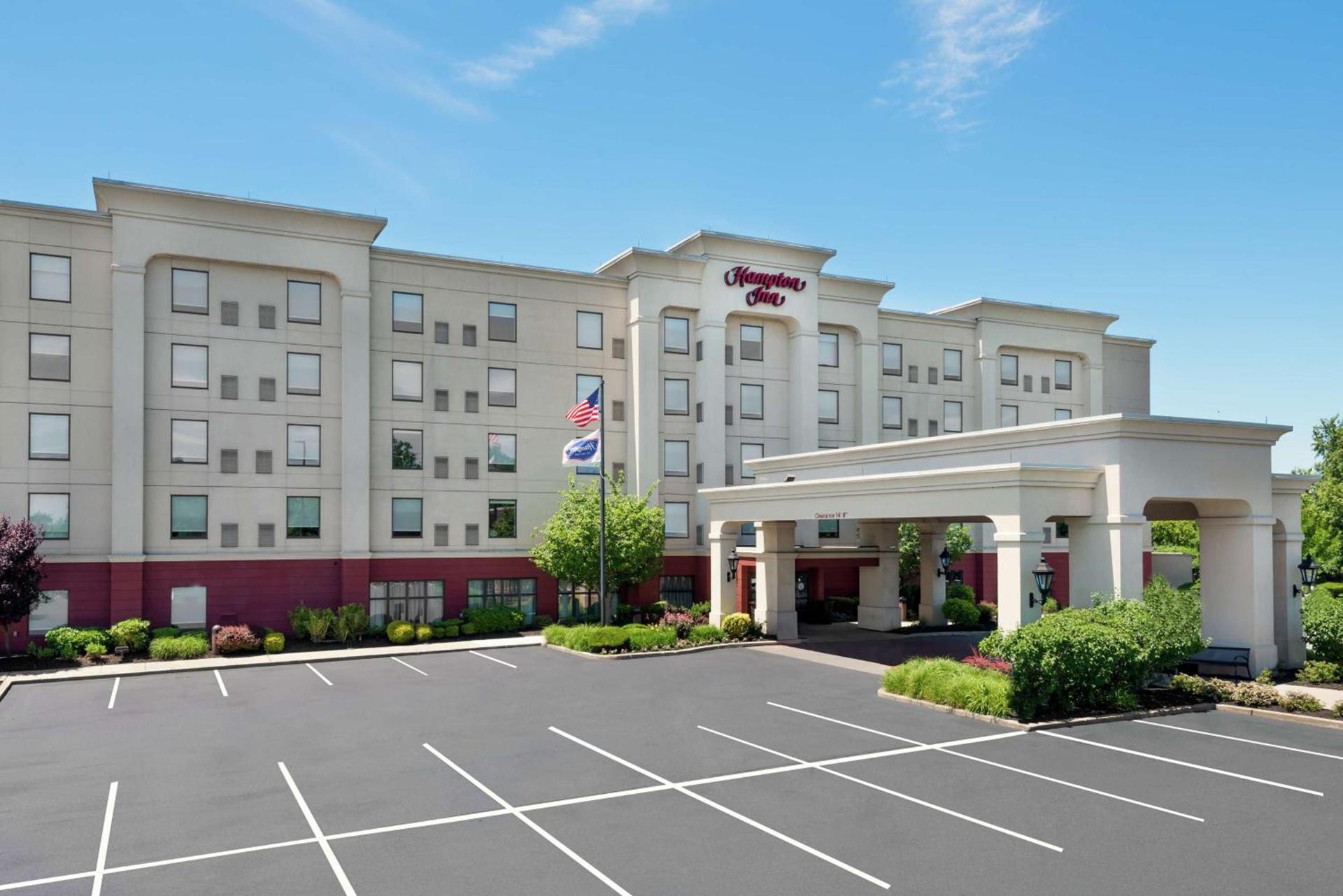Hampton Inn South Plainfield-Piscataway photo 1