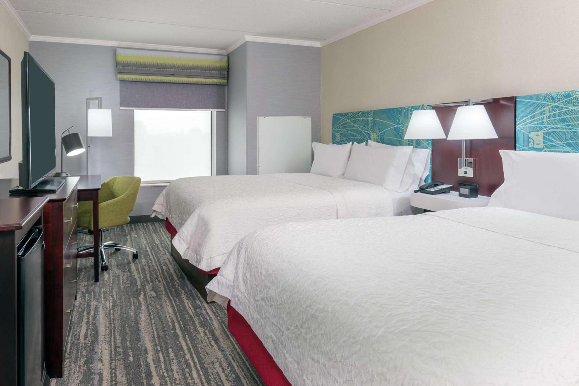 Hampton Inn South Plainfield-Piscataway photo 15