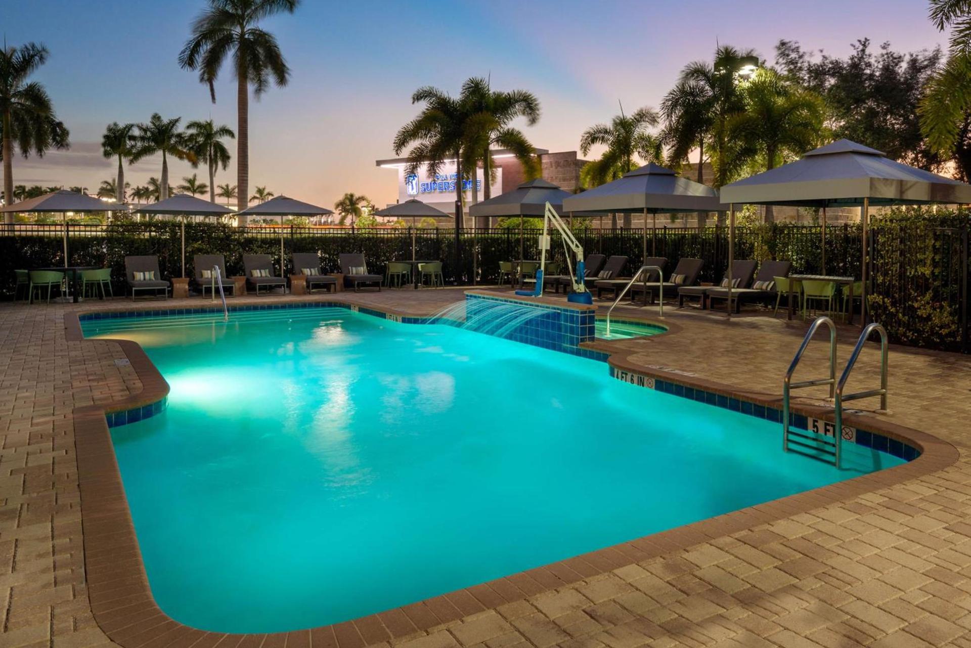 Hampton Inn and Suites Sarasota/Lakewood Ranch photo 11