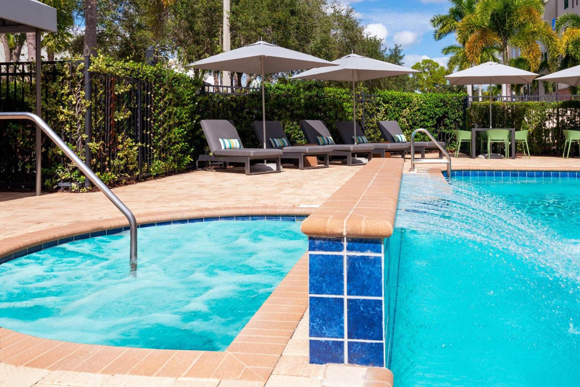 Hampton Inn and Suites Sarasota/Lakewood Ranch photo 12