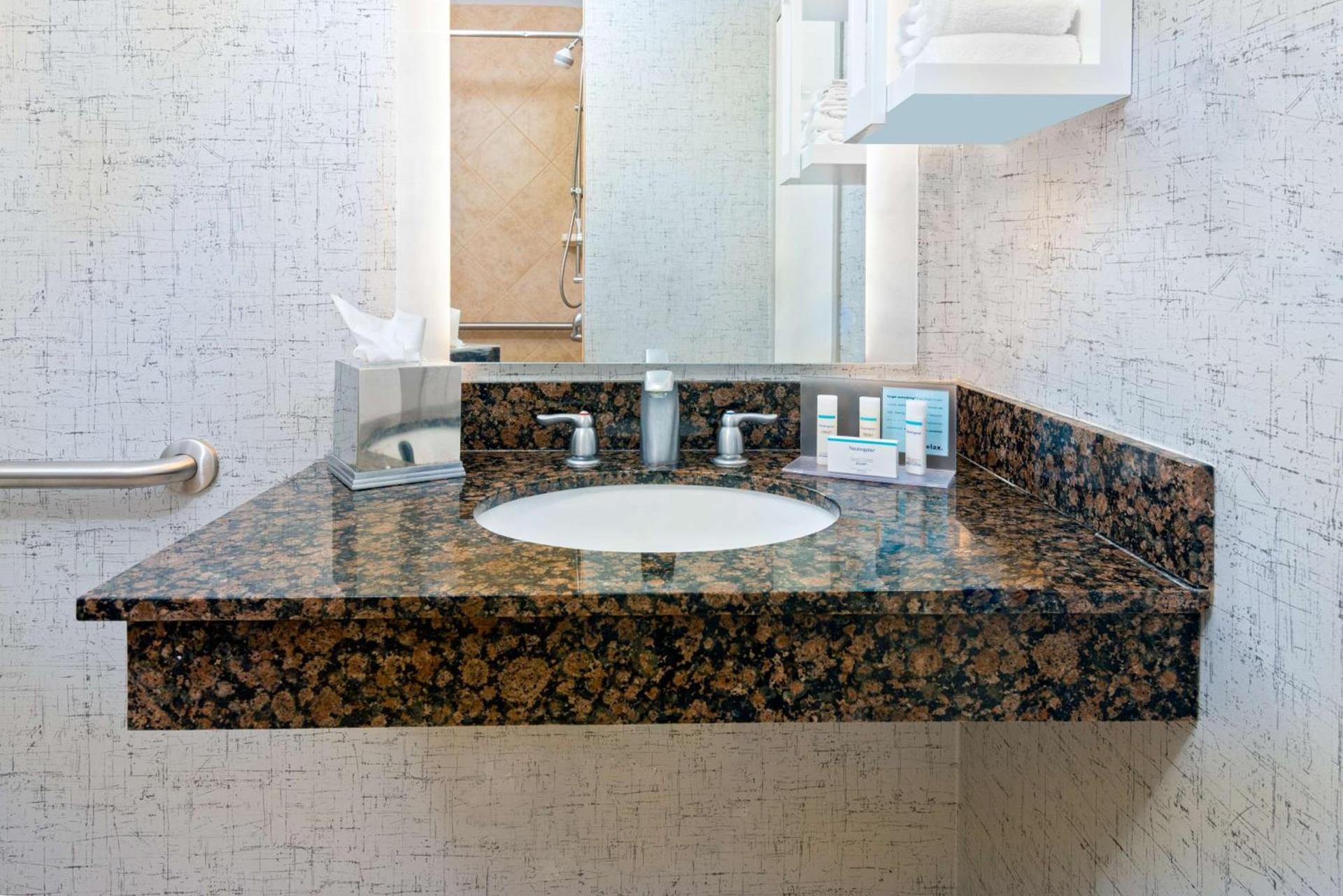 Hampton Inn and Suites Sarasota/Lakewood Ranch photo 33