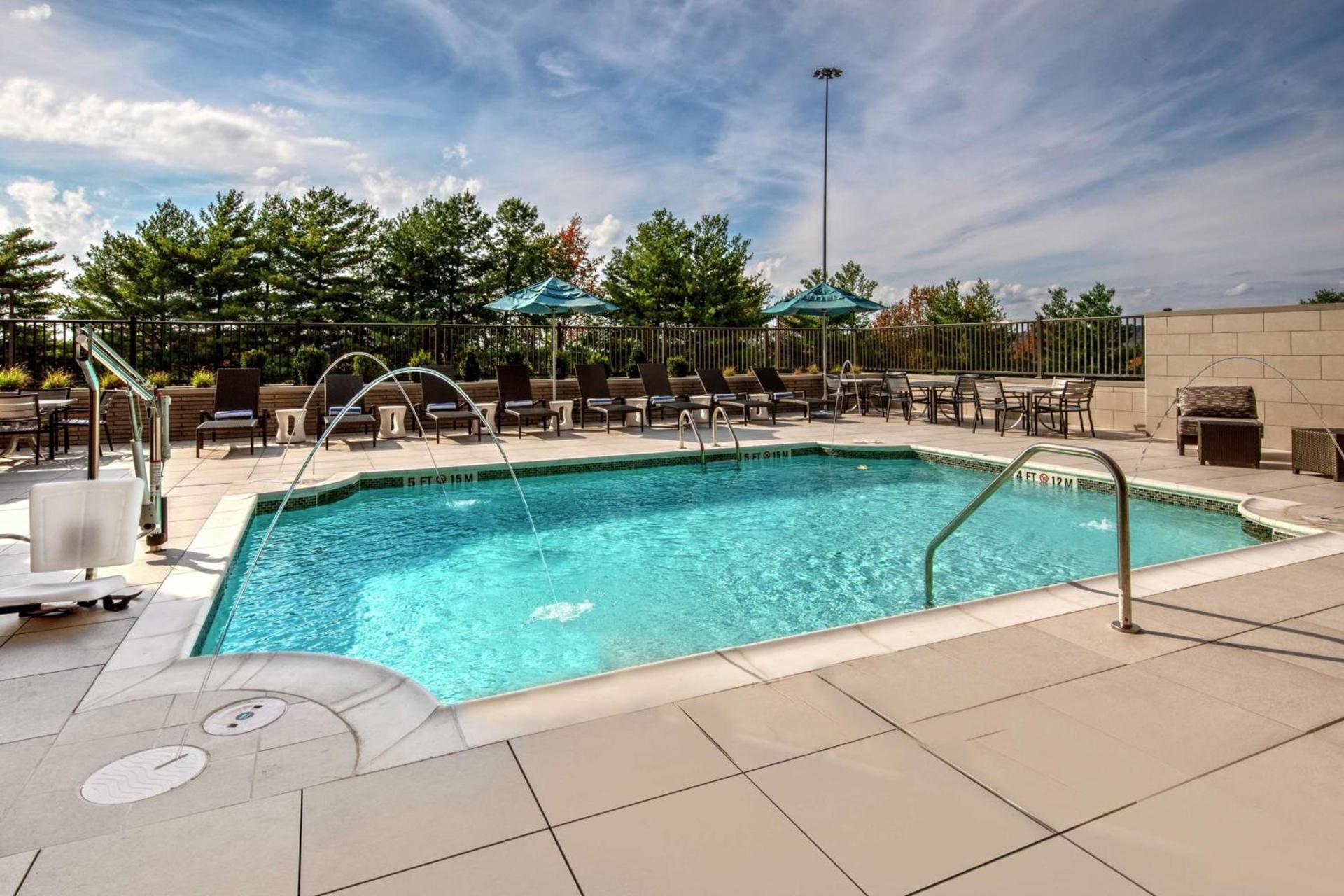 Hilton Franklin Cool Springs photo 7