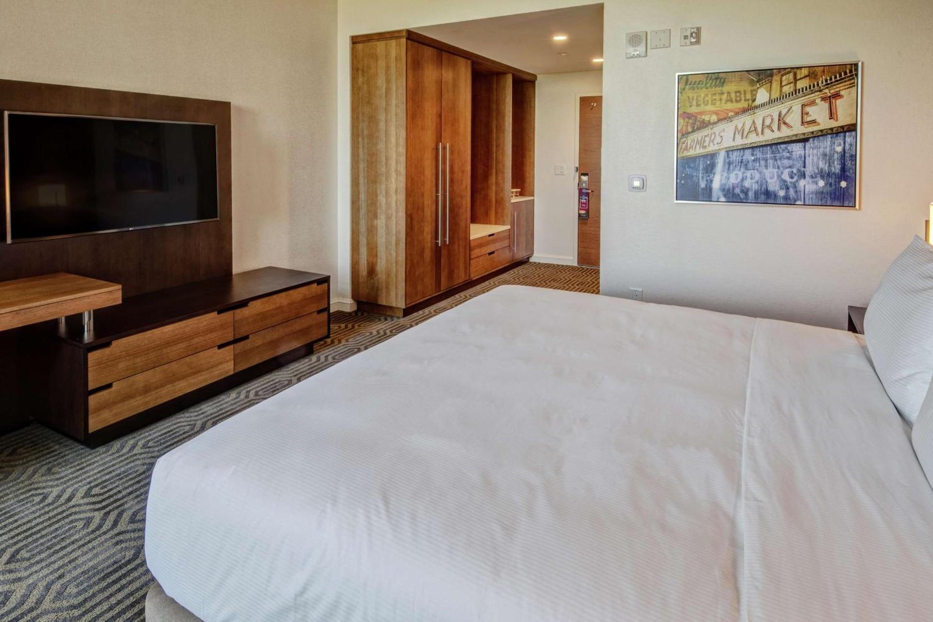 Hilton Franklin Cool Springs photo 18