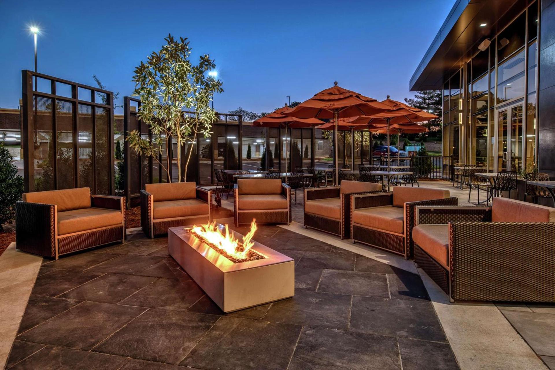 Hilton Franklin Cool Springs photo 16