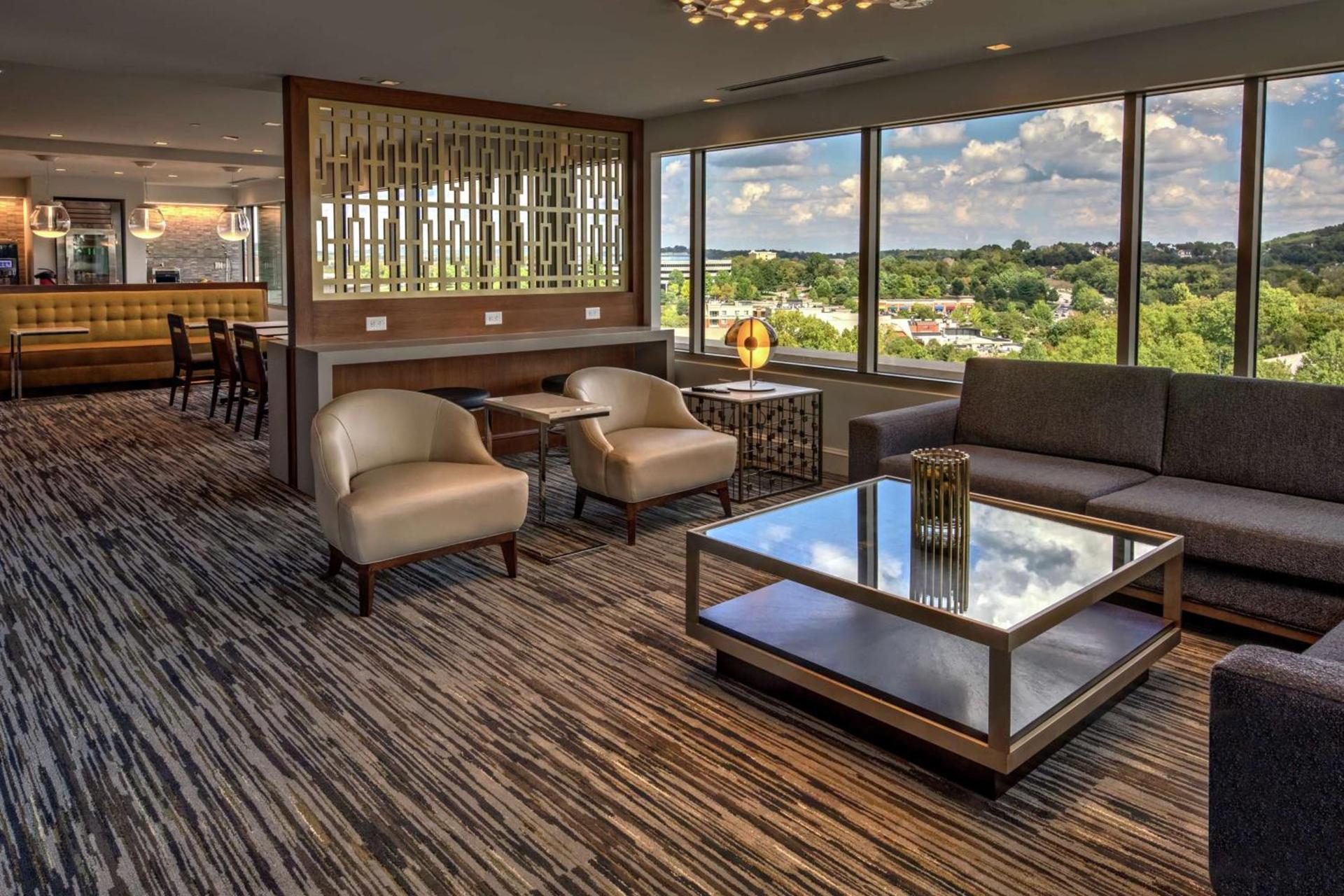 Hilton Franklin Cool Springs photo 54