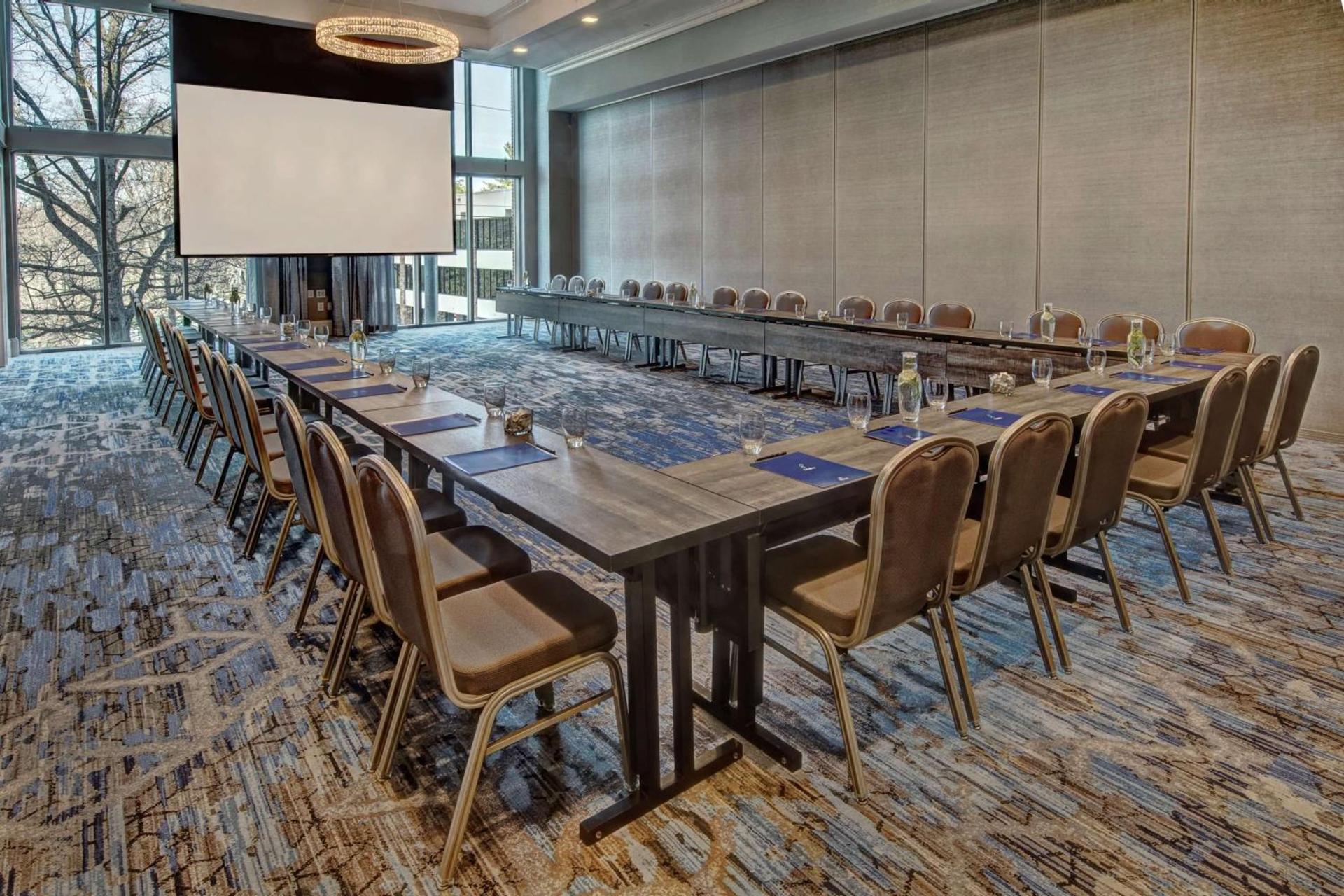 Hilton Nashville Green Hills photo 48