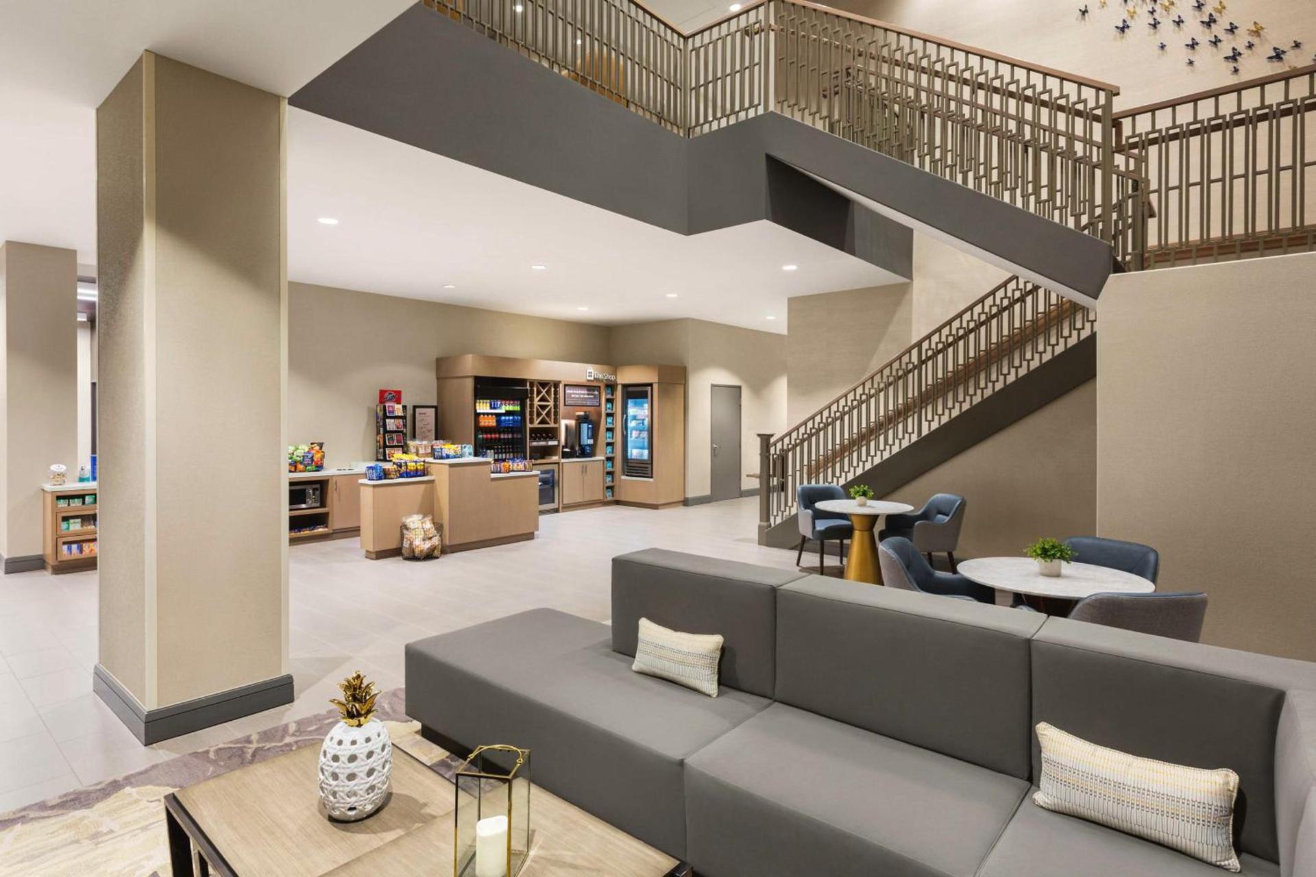 Hilton Garden Inn Nashville West End Avenue photo 6