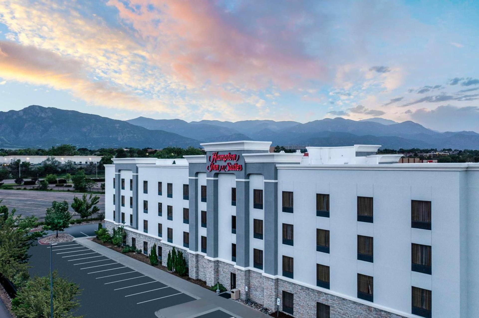Hampton Inn & Suites Colorado Springs/I-25 South photo 1