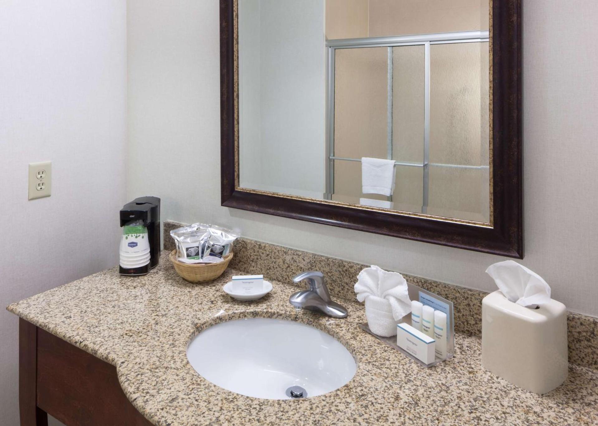 Hampton Inn & Suites Colorado Springs/I-25 South photo 18