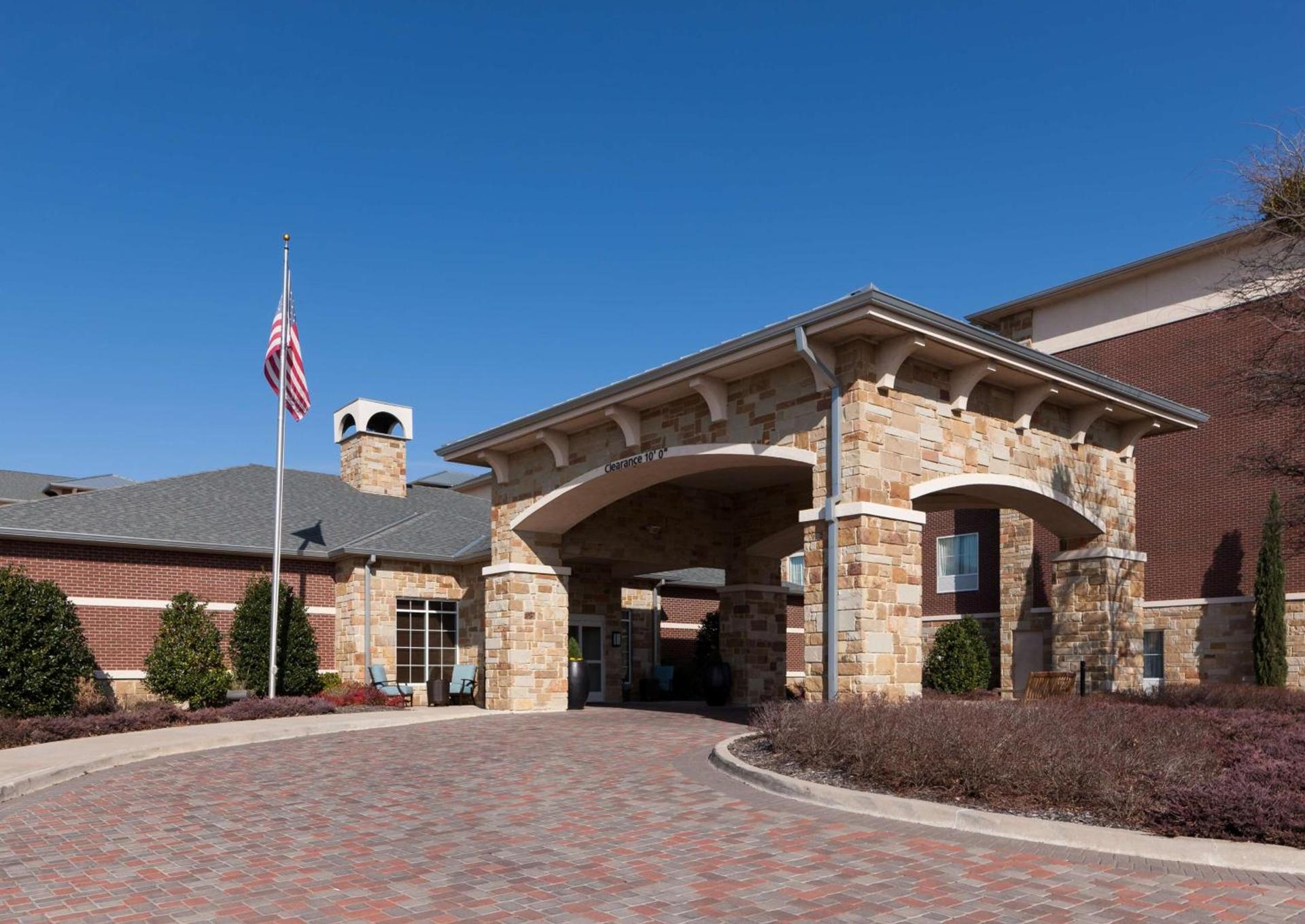 Homewood Suites by Hilton Denton photo 4