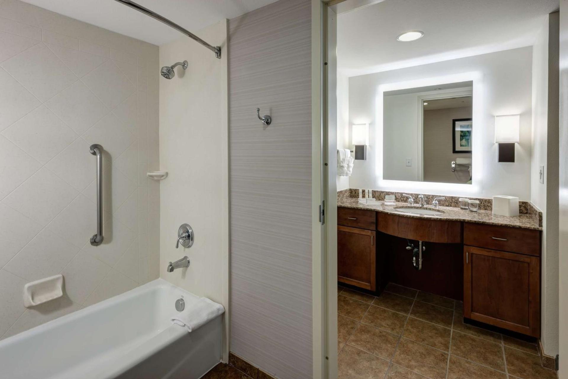 Homewood Suites by Hilton Denton photo 20