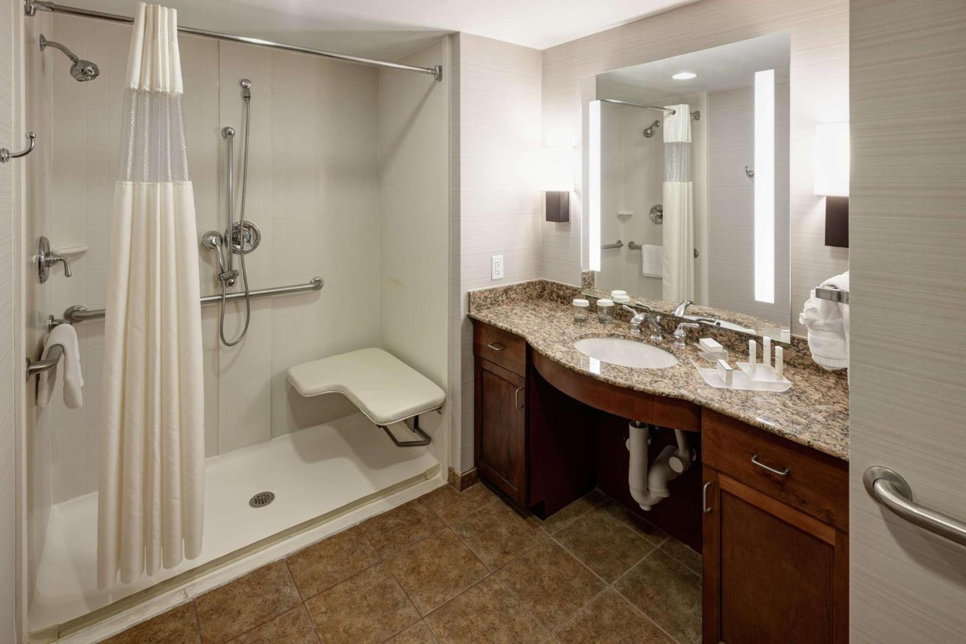 Homewood Suites by Hilton Denton photo 21