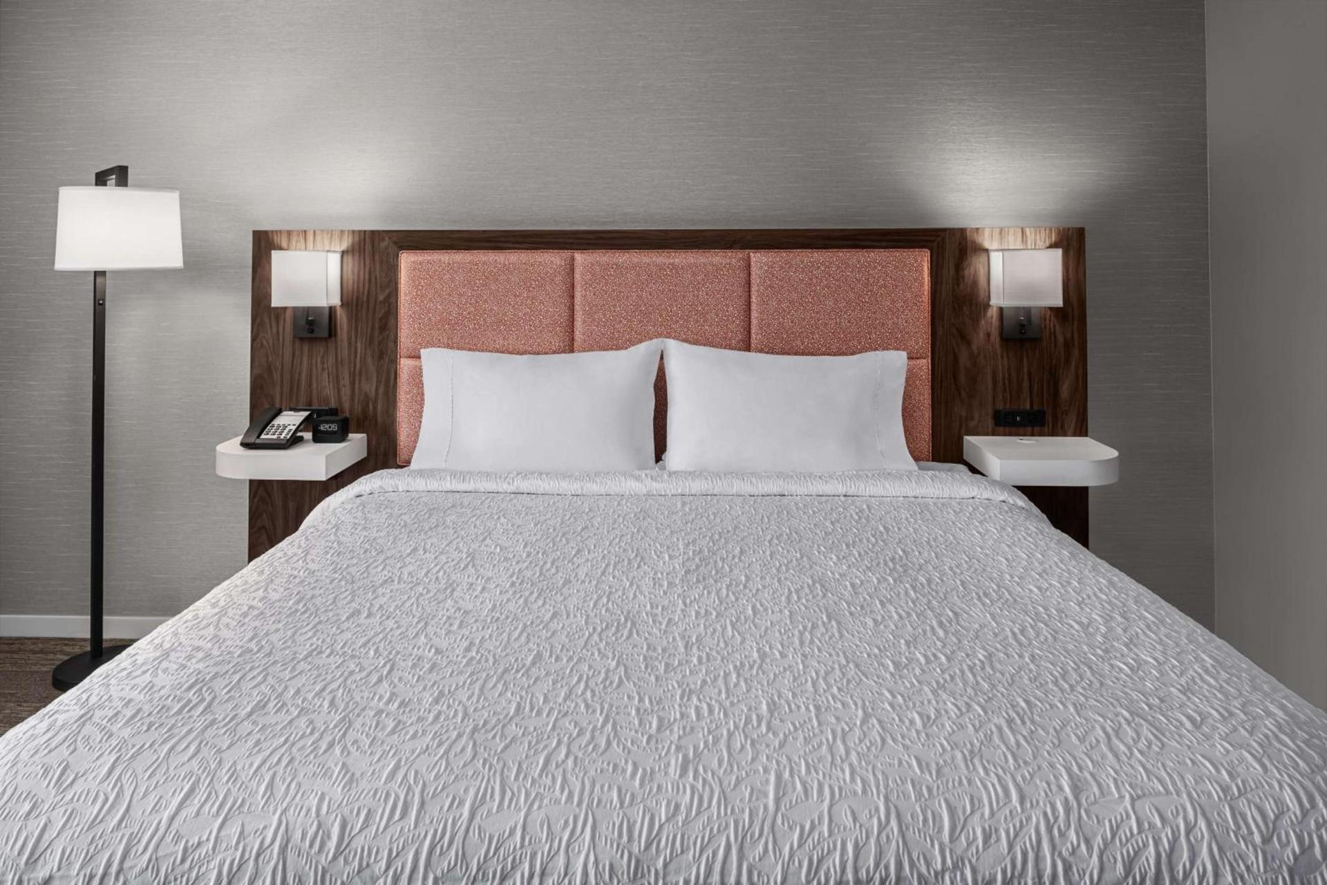 Hampton Inn Boston Woburn photo 3