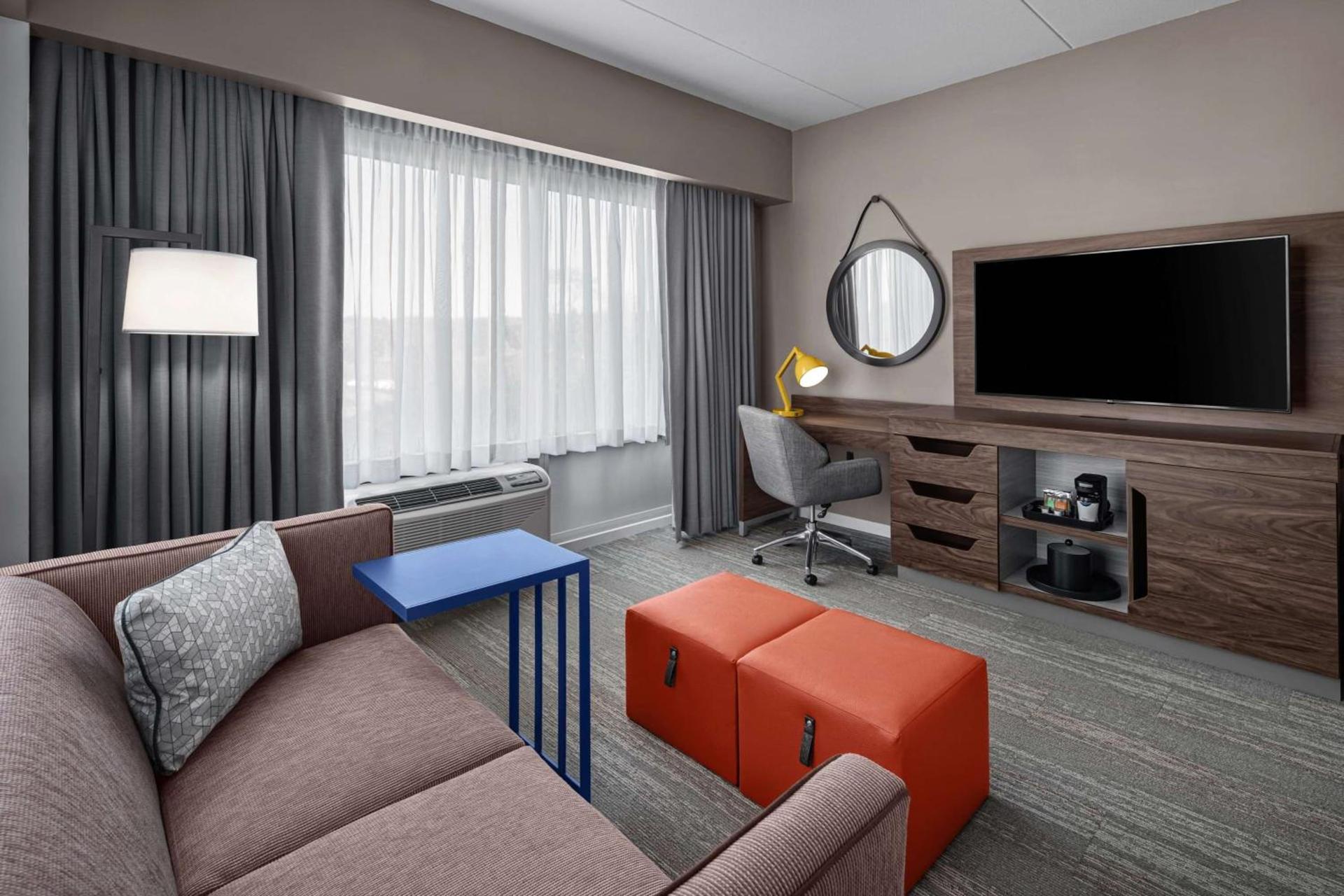 Hampton Inn Boston Woburn photo 14