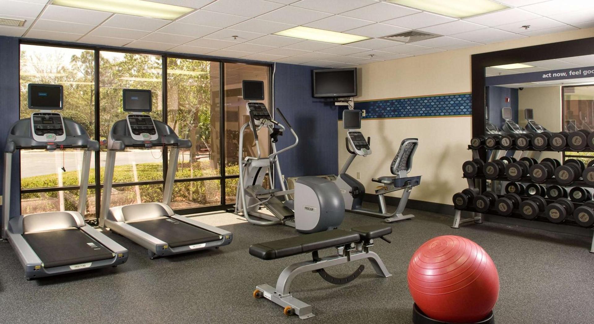 Hampton Inn Orlando-International Airport photo 15