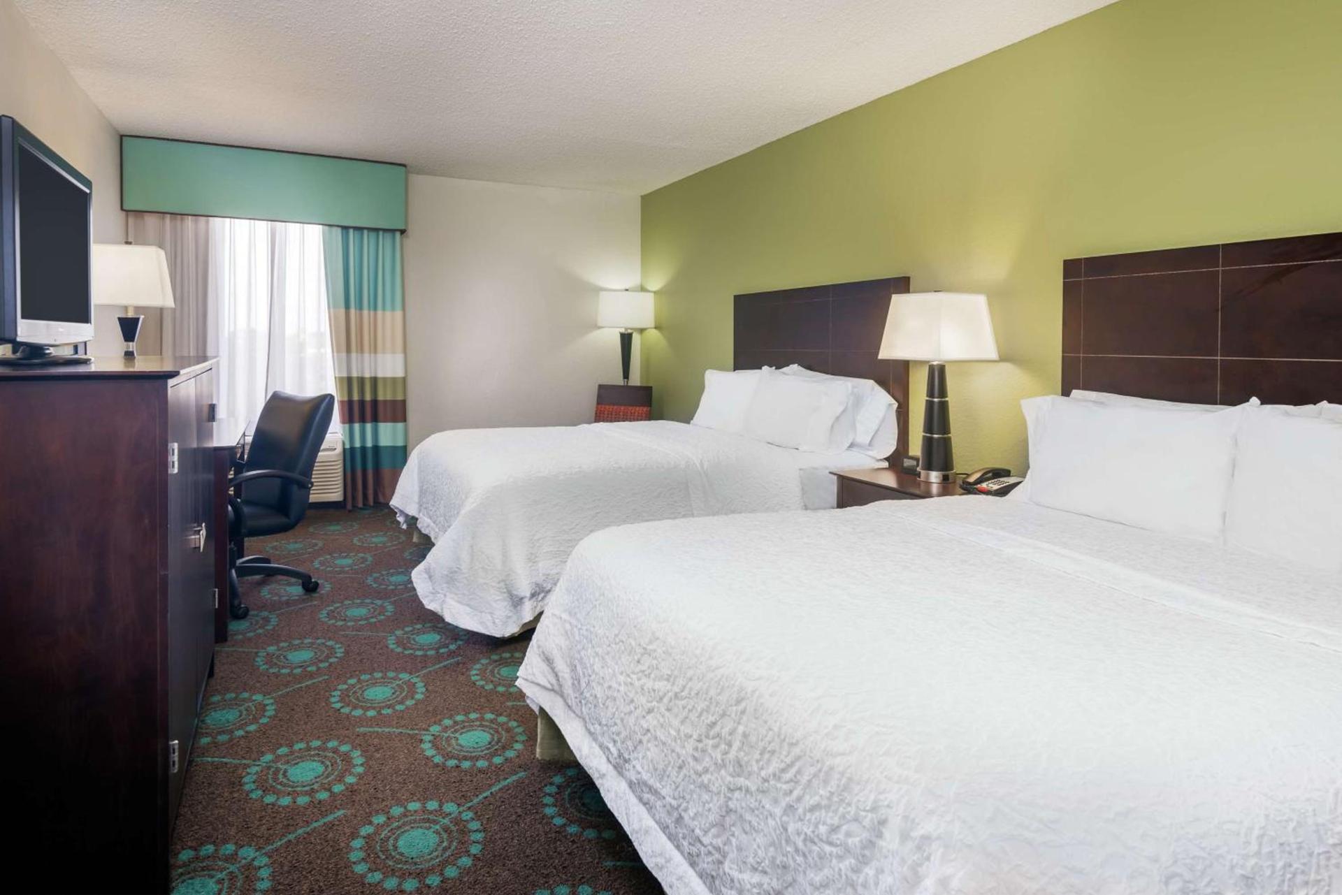 Hampton Inn Orlando-International Airport photo 24
