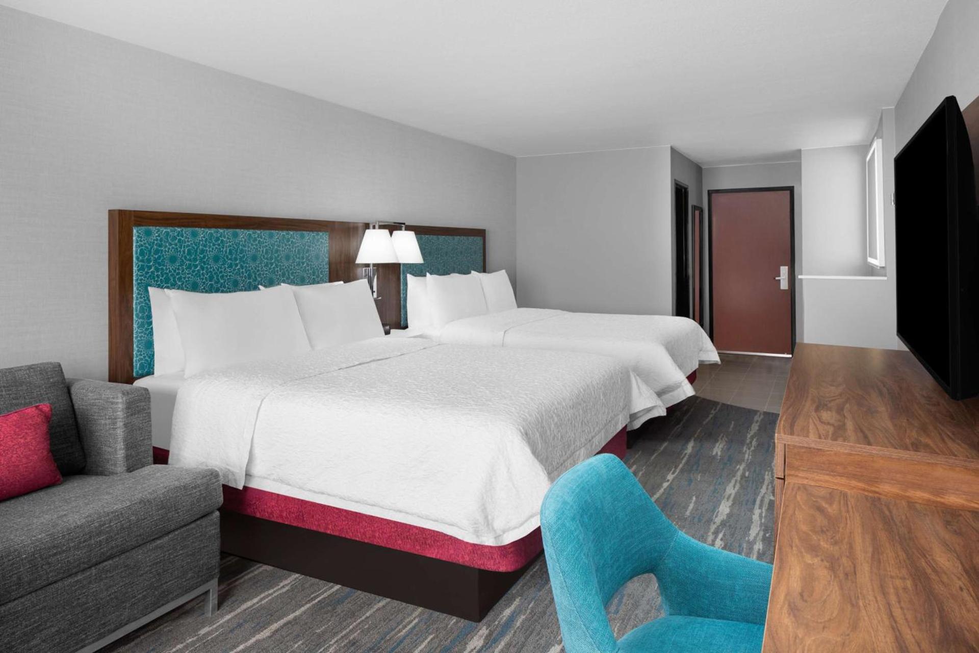 Hampton Inn Phoenix - Biltmore photo 15