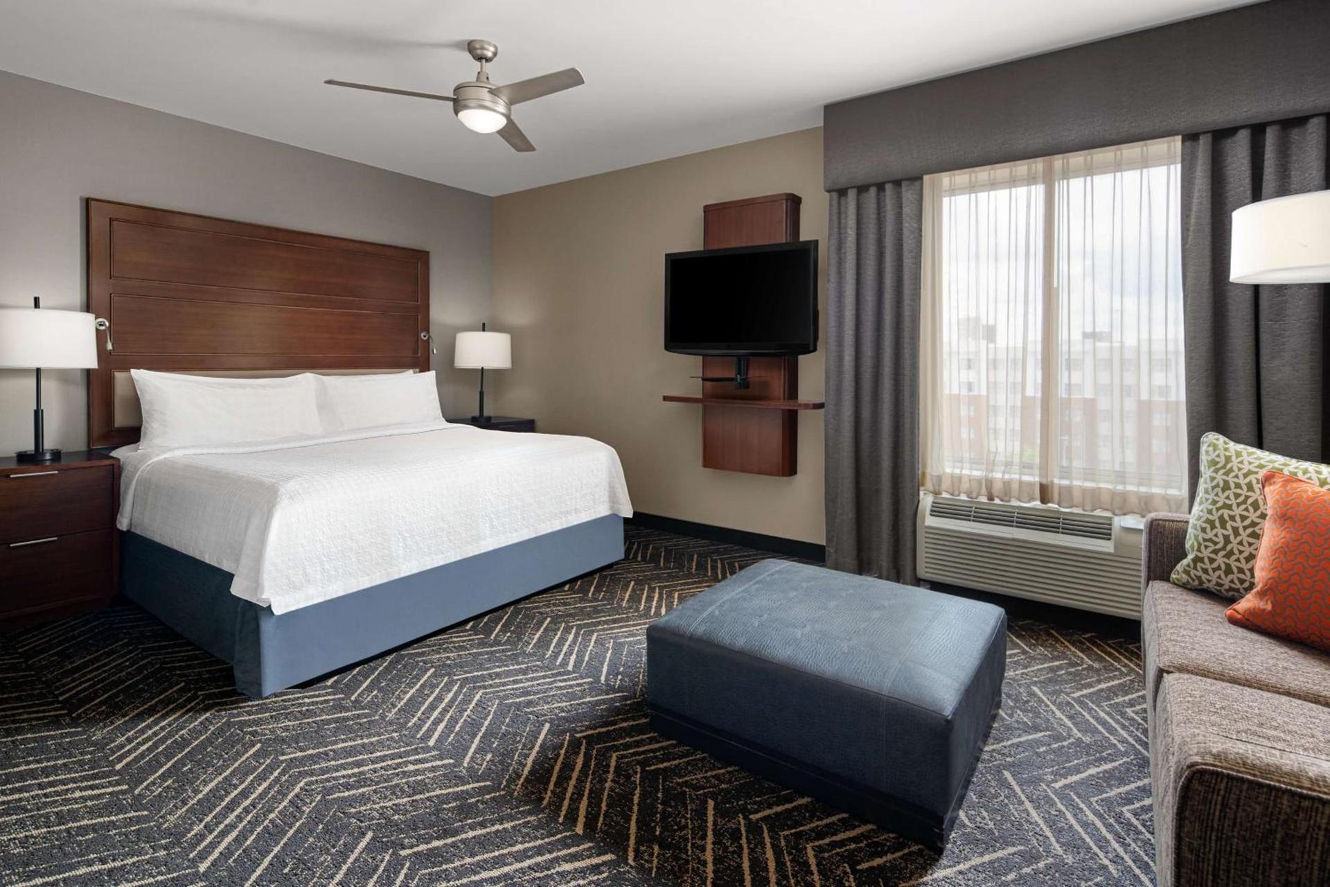 Homewood Suites Springfield photo 17