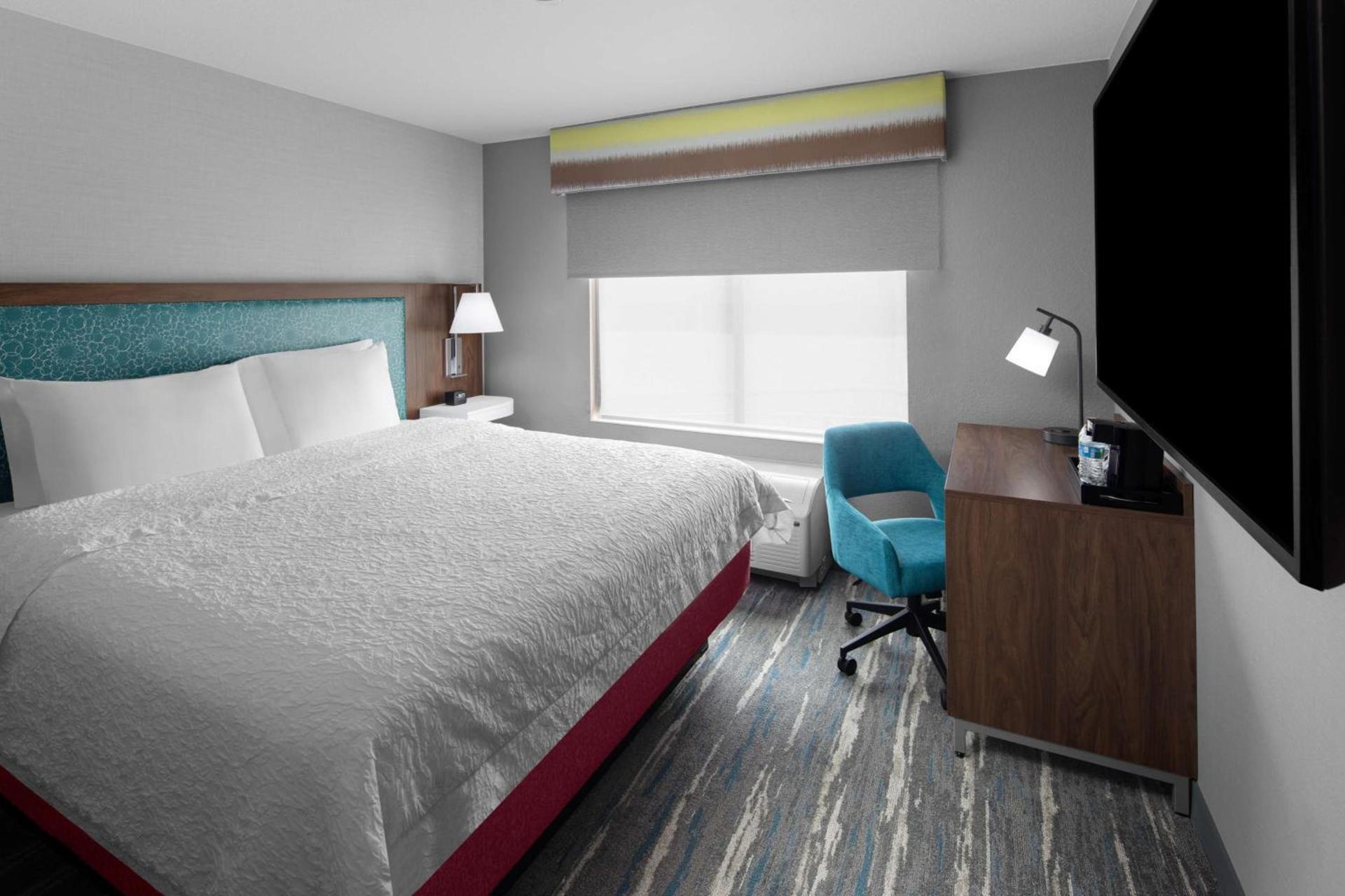 Hampton Inn Phoenix - Biltmore photo 23