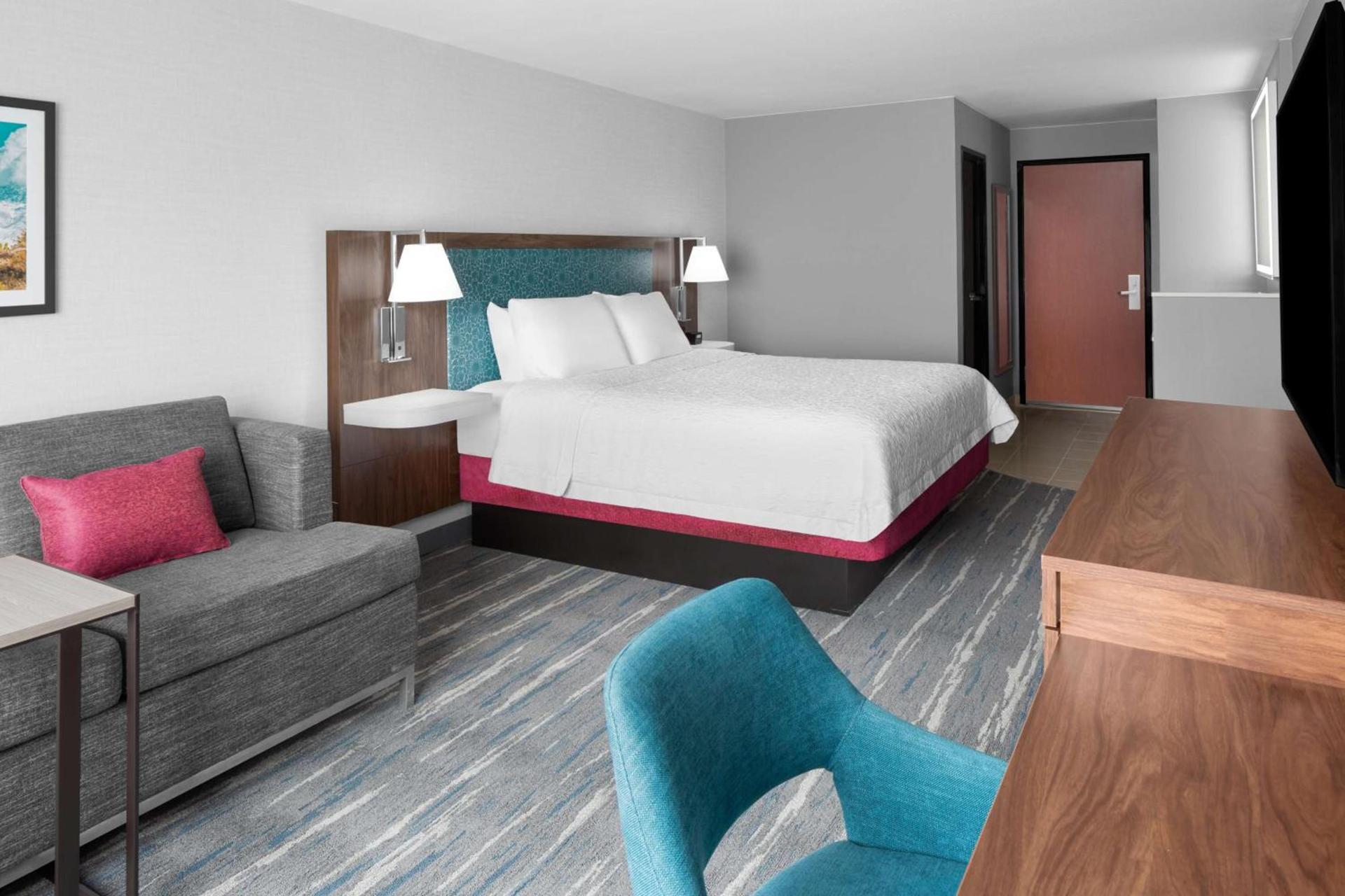 Hampton Inn Phoenix - Biltmore photo 36