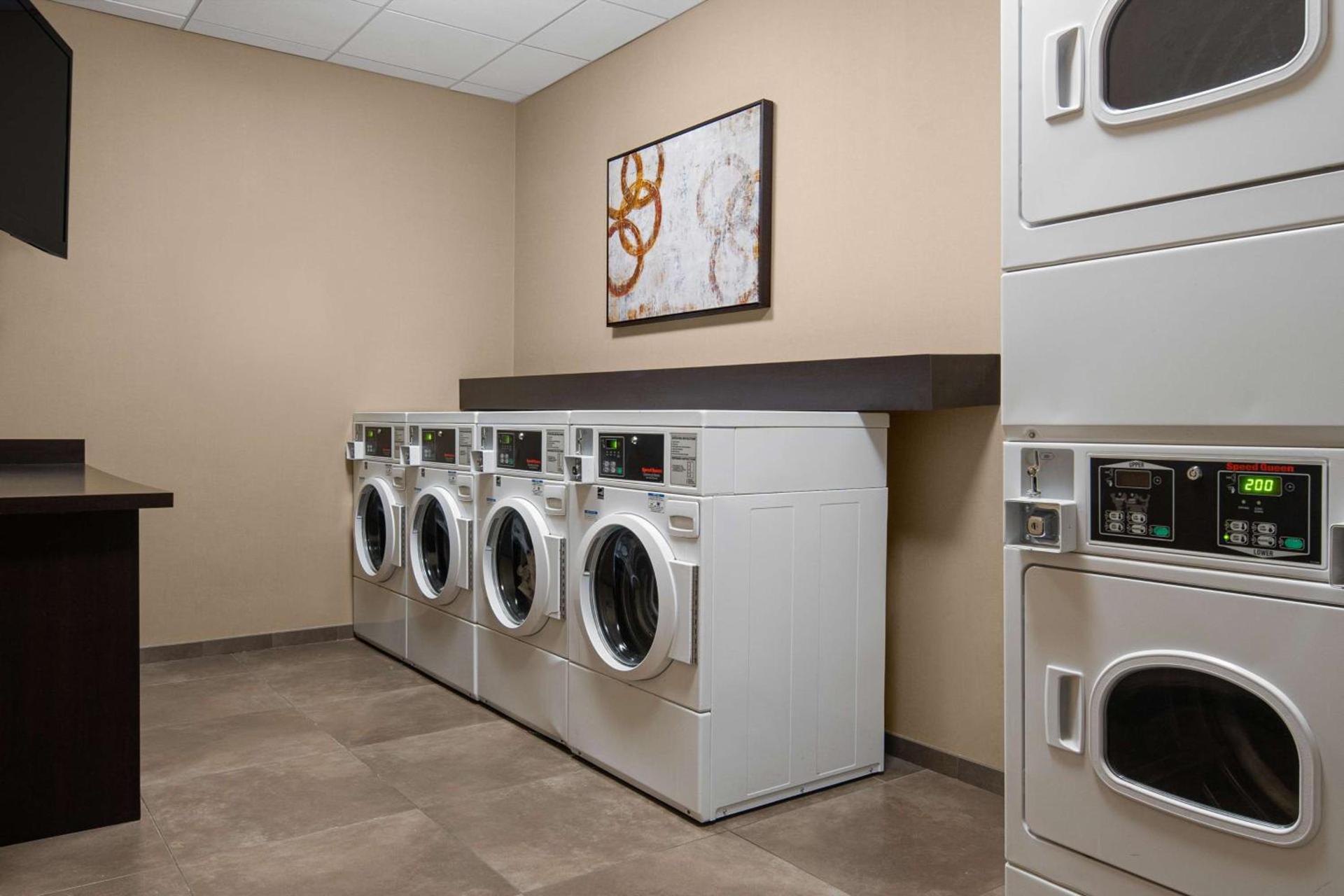 Homewood Suites Springfield photo 7