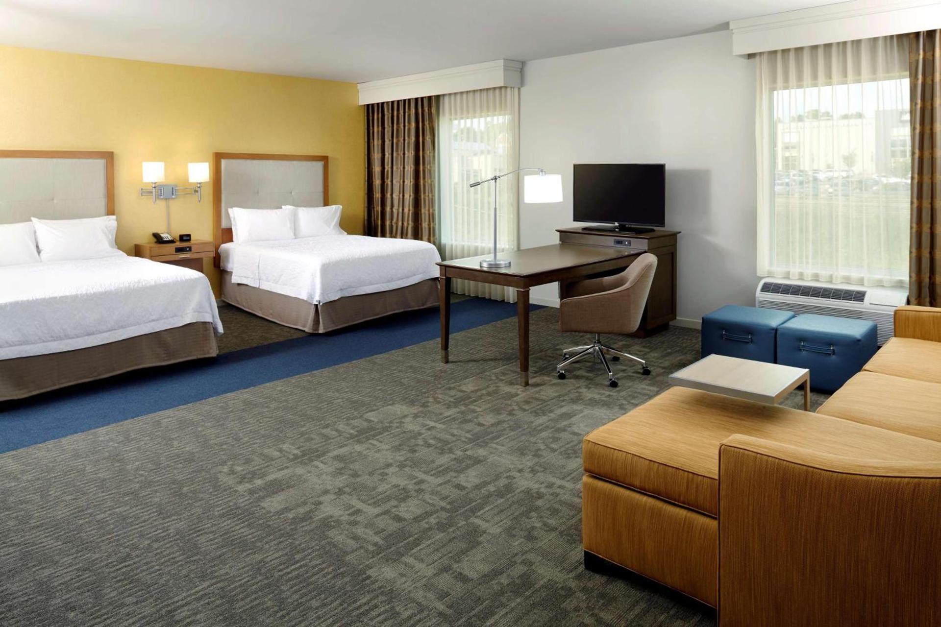 Hampton Inn & Suites Pittsburgh Airport South/Settlers Ridge photo 12