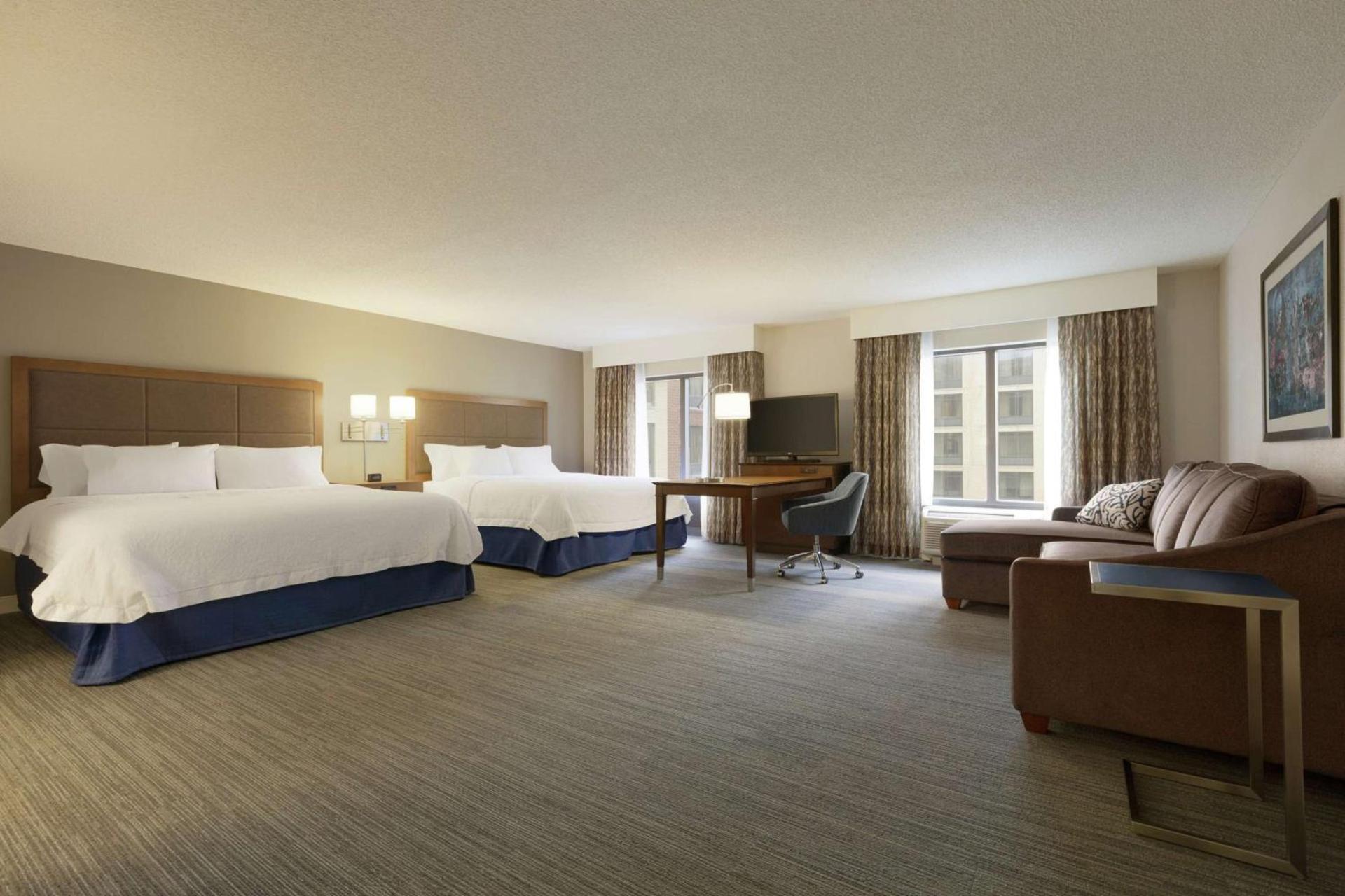 Hampton Inn & Suites Nashville-Downtown photo 8