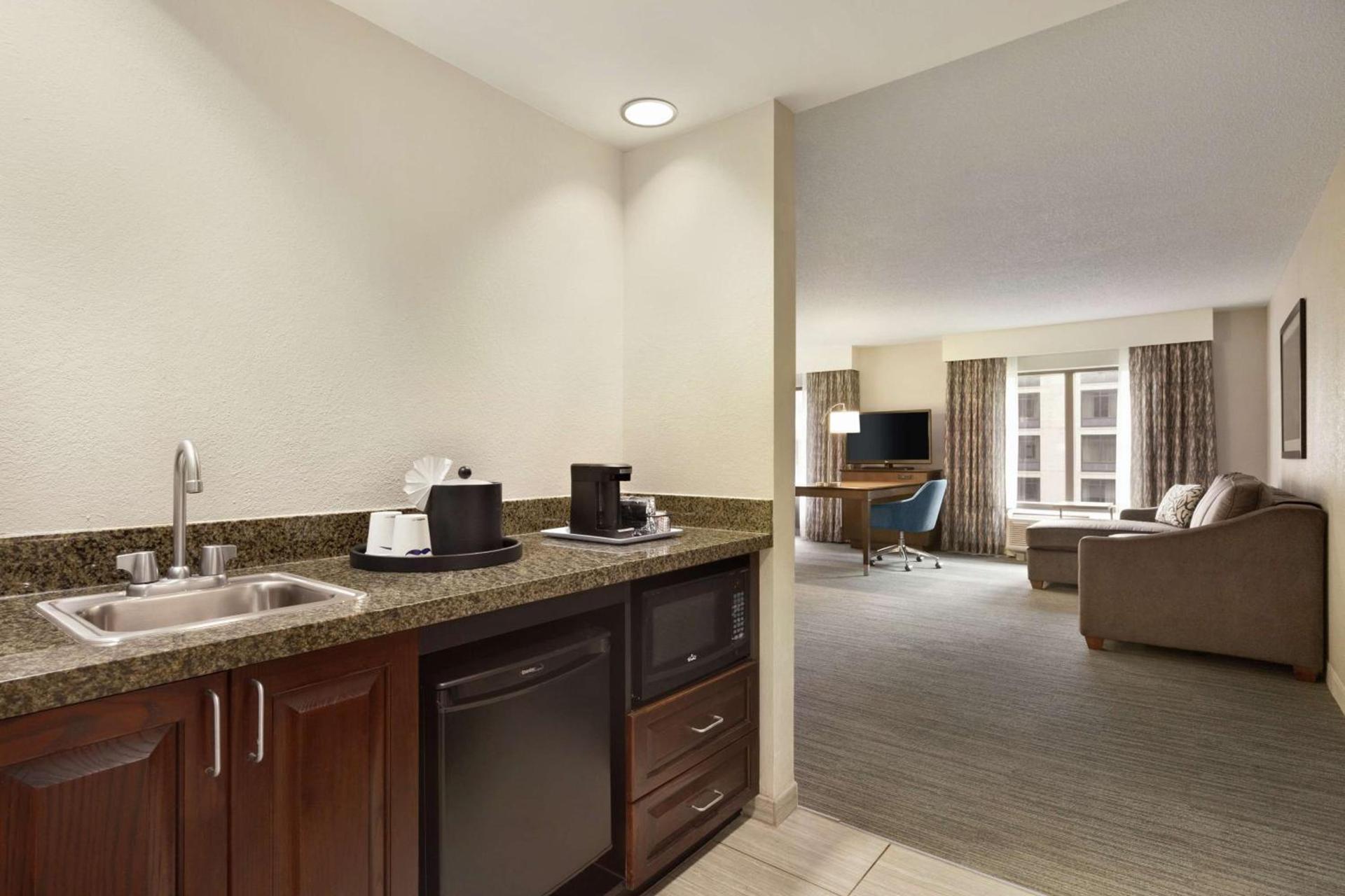Hampton Inn & Suites Nashville-Downtown photo 23