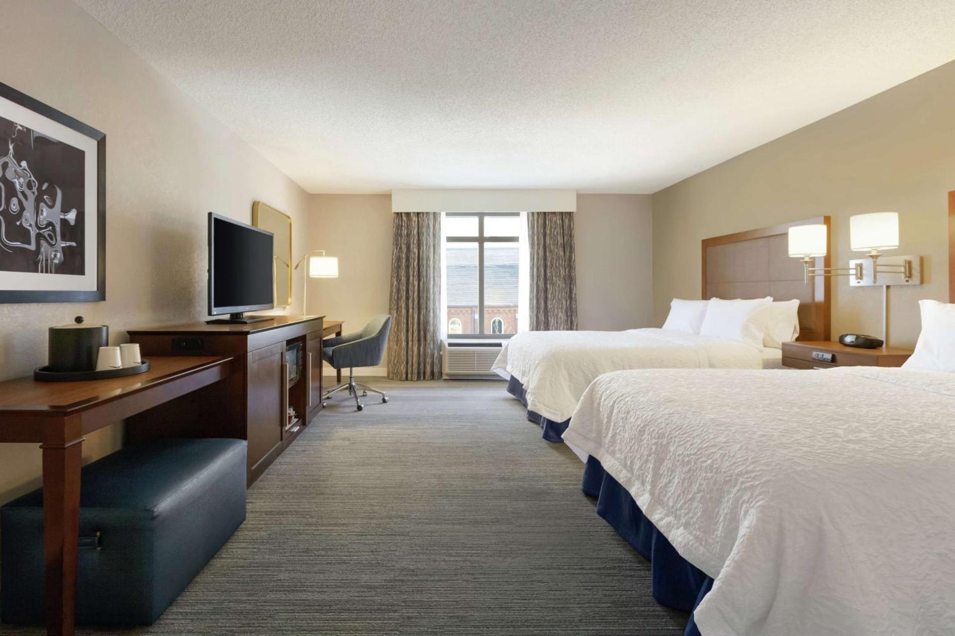 Hampton Inn & Suites Nashville-Downtown photo 56