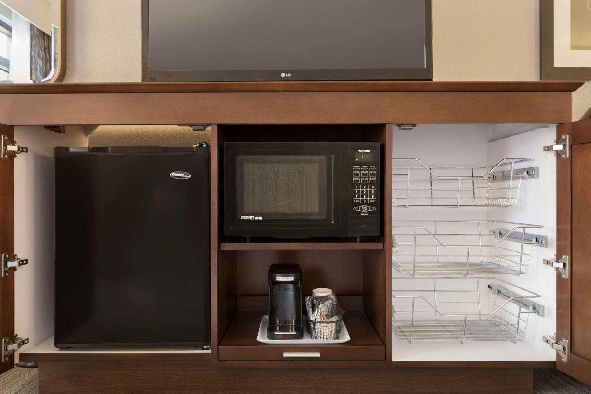 Hampton Inn & Suites Nashville-Downtown photo 61