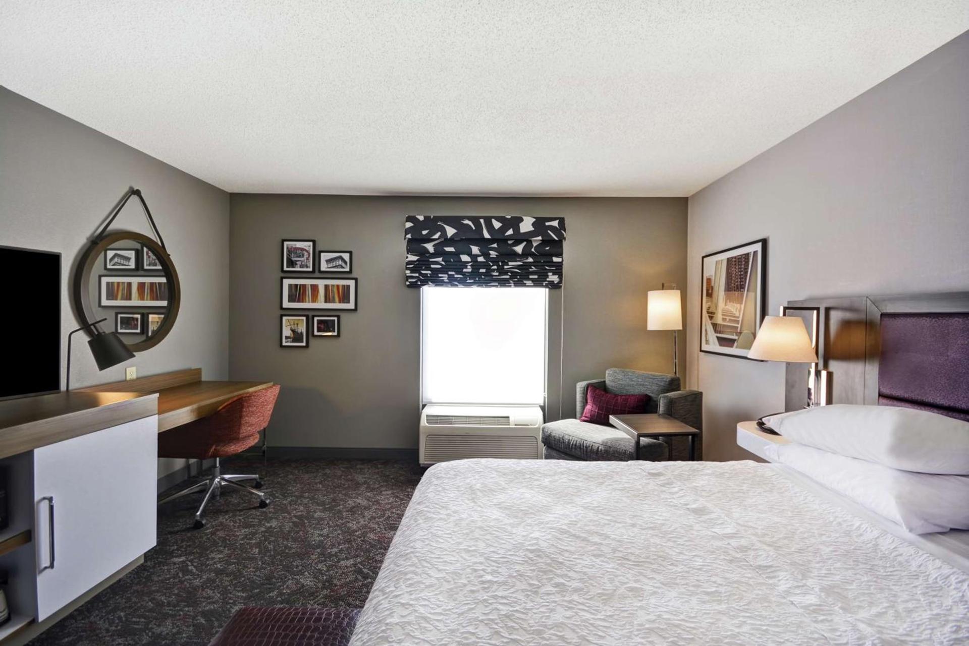 Hampton Inn & Suites Columbus-Easton Area photo 25
