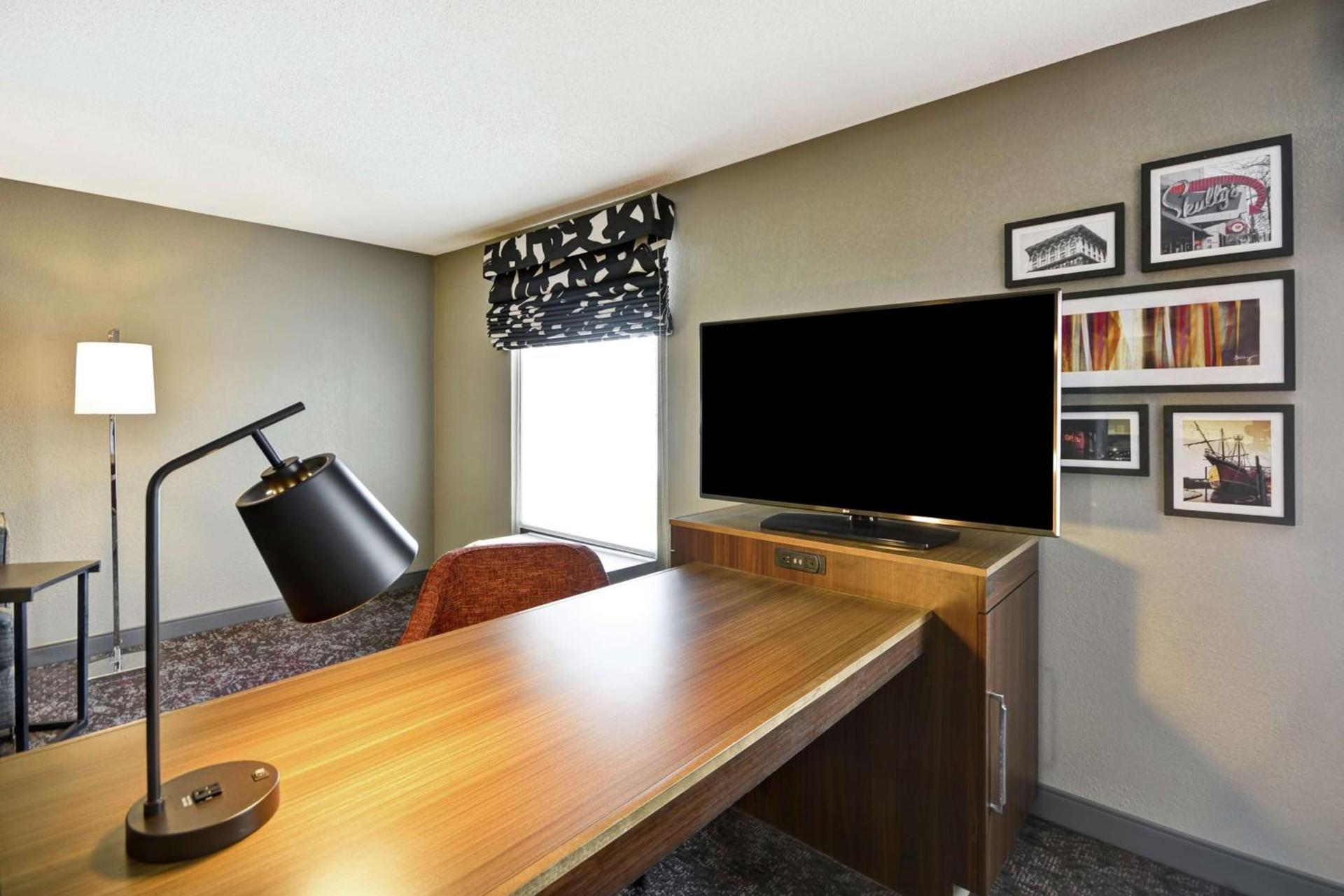Hampton Inn & Suites Columbus-Easton Area photo 30