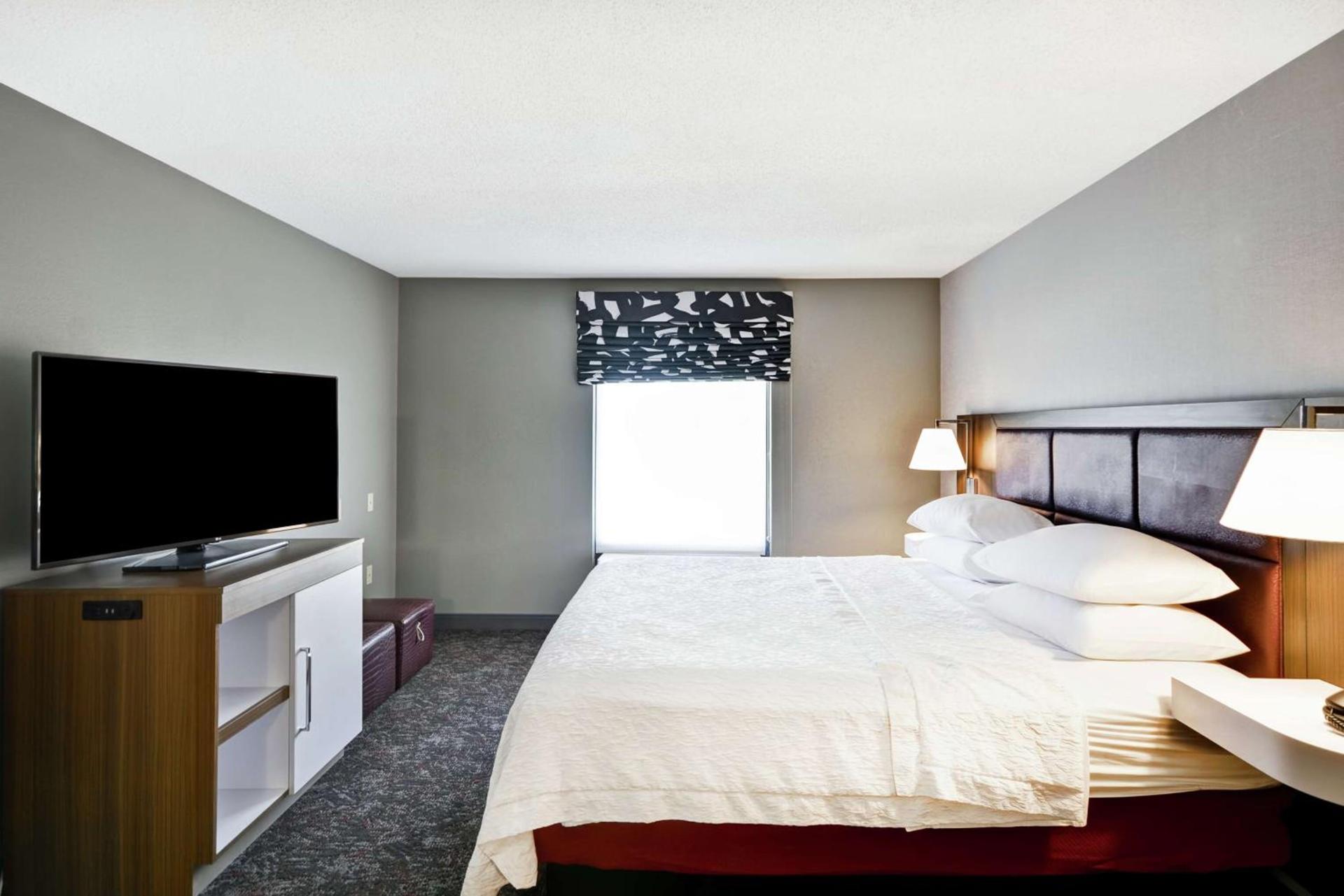 Hampton Inn & Suites Columbus-Easton Area photo 39