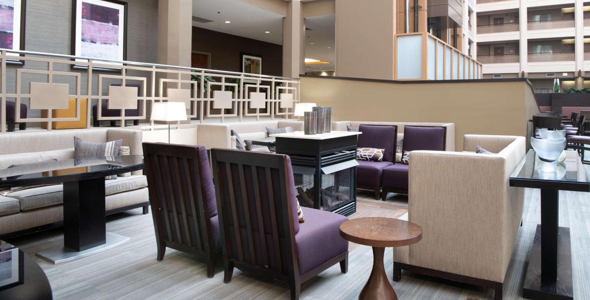 Embassy Suites by Hilton Chicago North Shore Deerfield photo 9