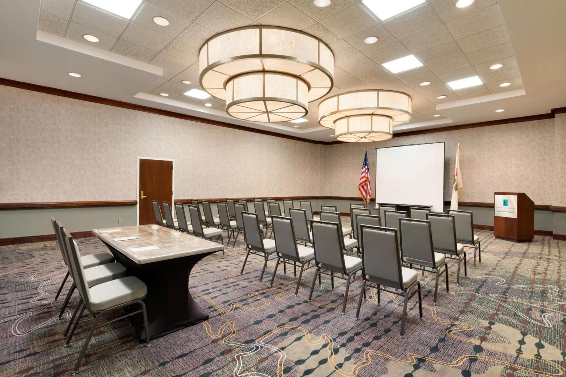 Embassy Suites by Hilton Chicago North Shore Deerfield photo 55