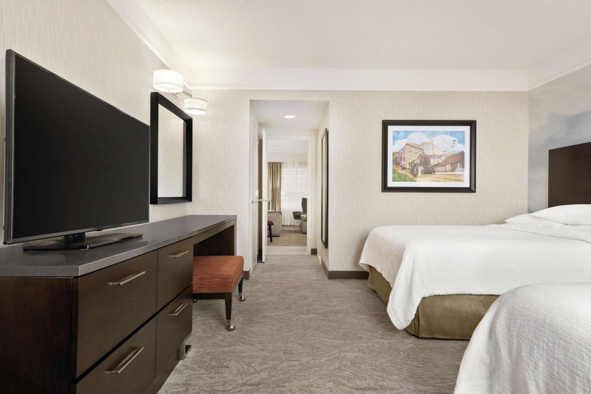 Embassy Suites by Hilton Chicago North Shore Deerfield photo 15