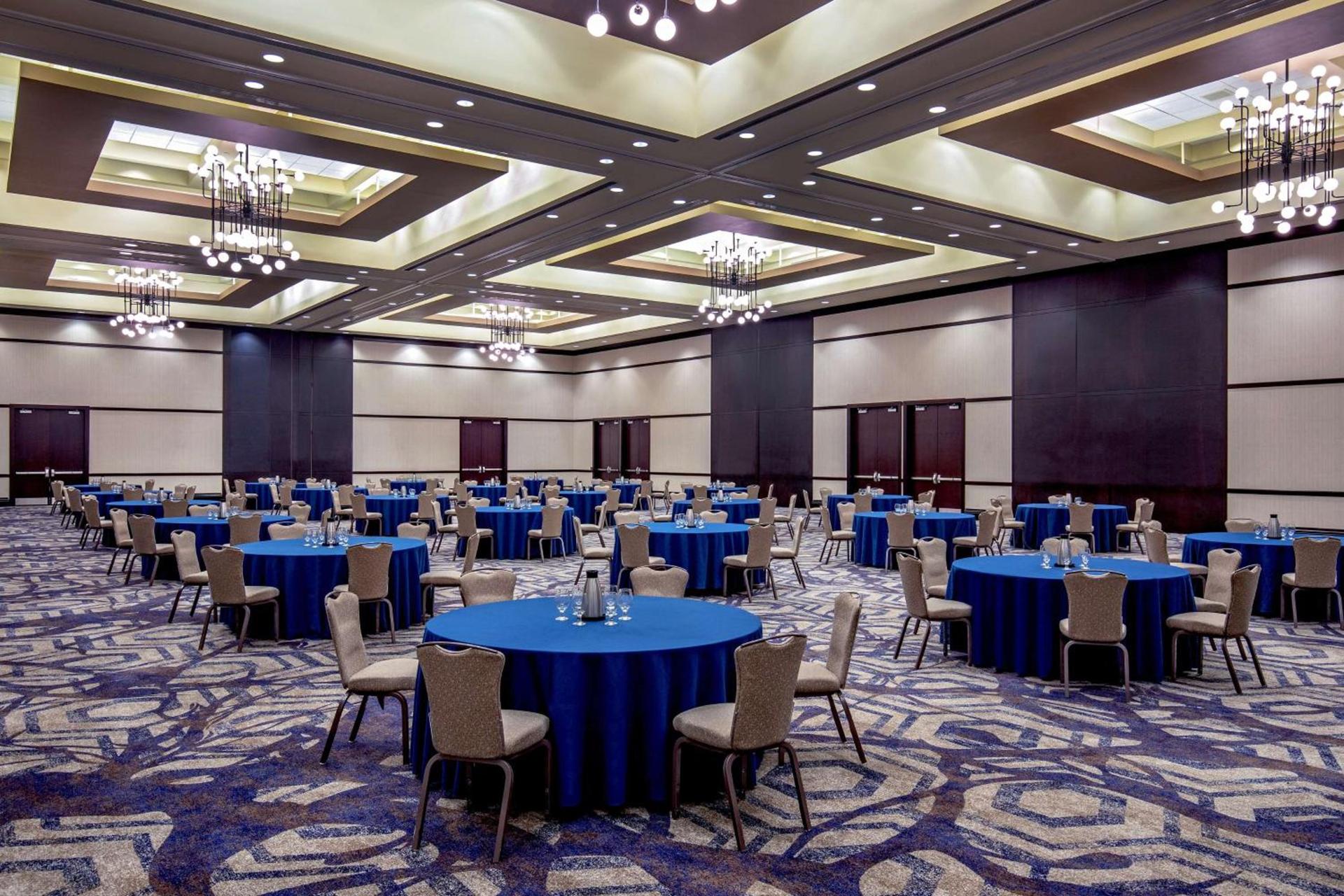 Hilton Columbus/Polaris photo 13