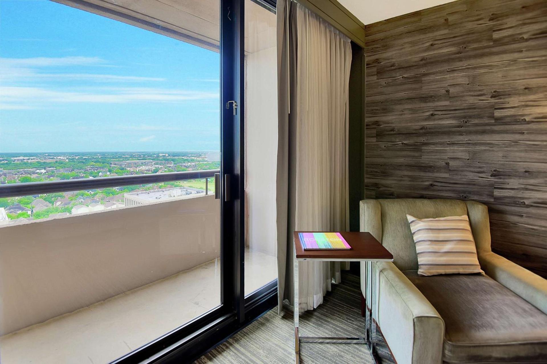 DoubleTree by Hilton Hotel & Suites Houston by the Galleria photo 12