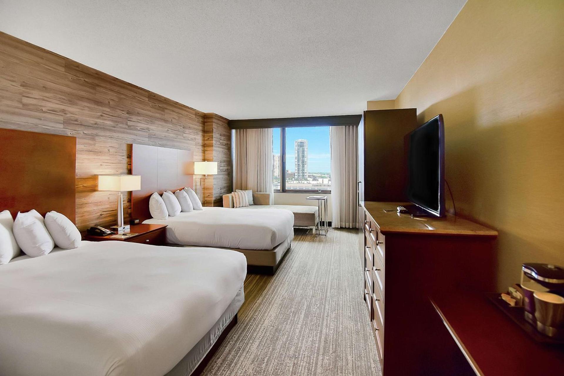 DoubleTree by Hilton Hotel & Suites Houston by the Galleria photo 13