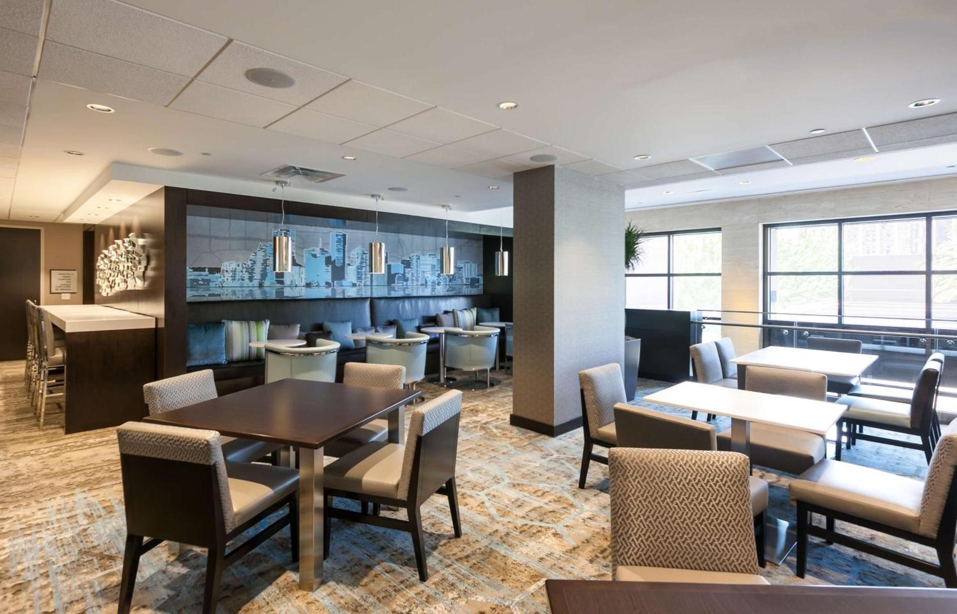 DoubleTree by Hilton Hotel & Suites Houston by the Galleria photo 44