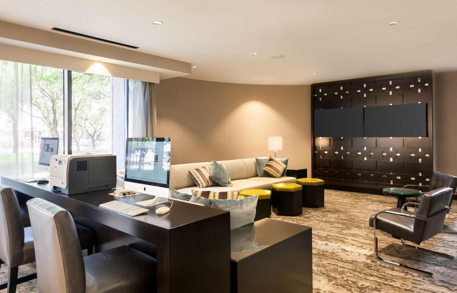 DoubleTree by Hilton Hotel & Suites Houston by the Galleria photo 35