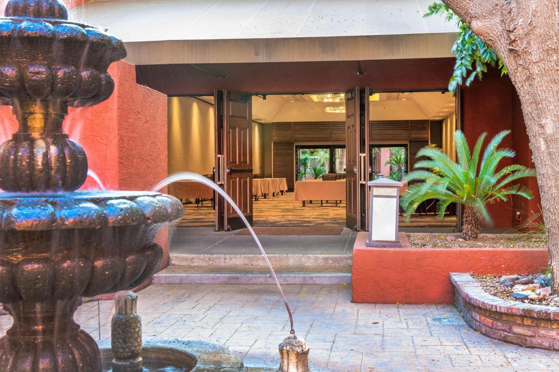 Hilton Phoenix Resort at the Peak photo 5