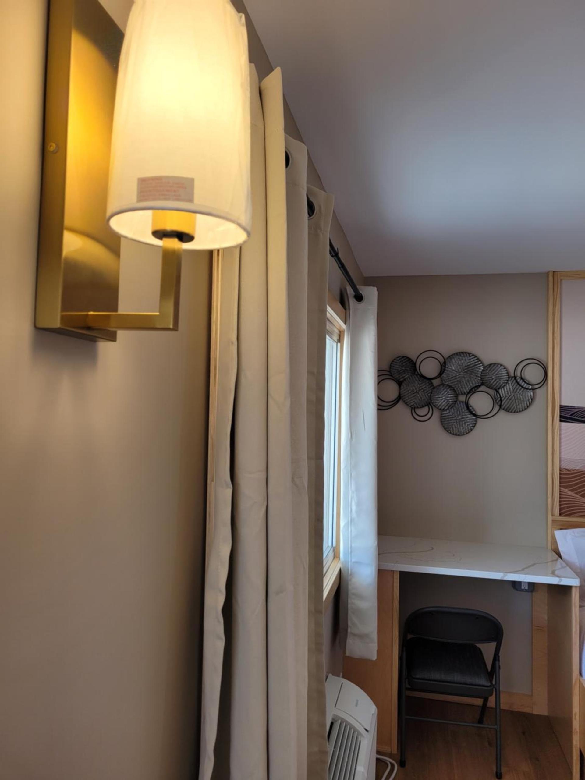 Greenview Inn Riverhead photo 55