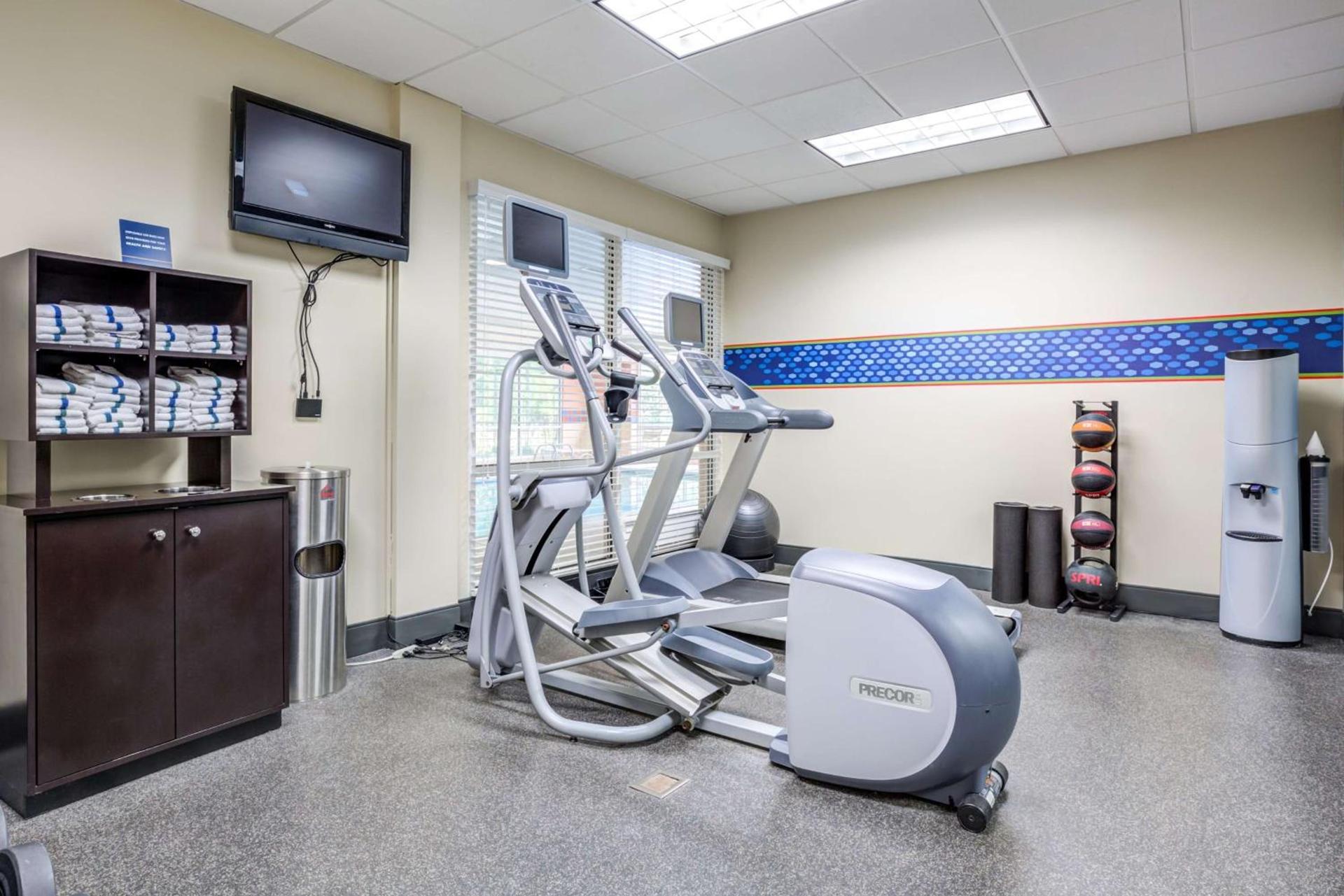 Hampton Inn & Suites Westford-Chelmsford photo 10