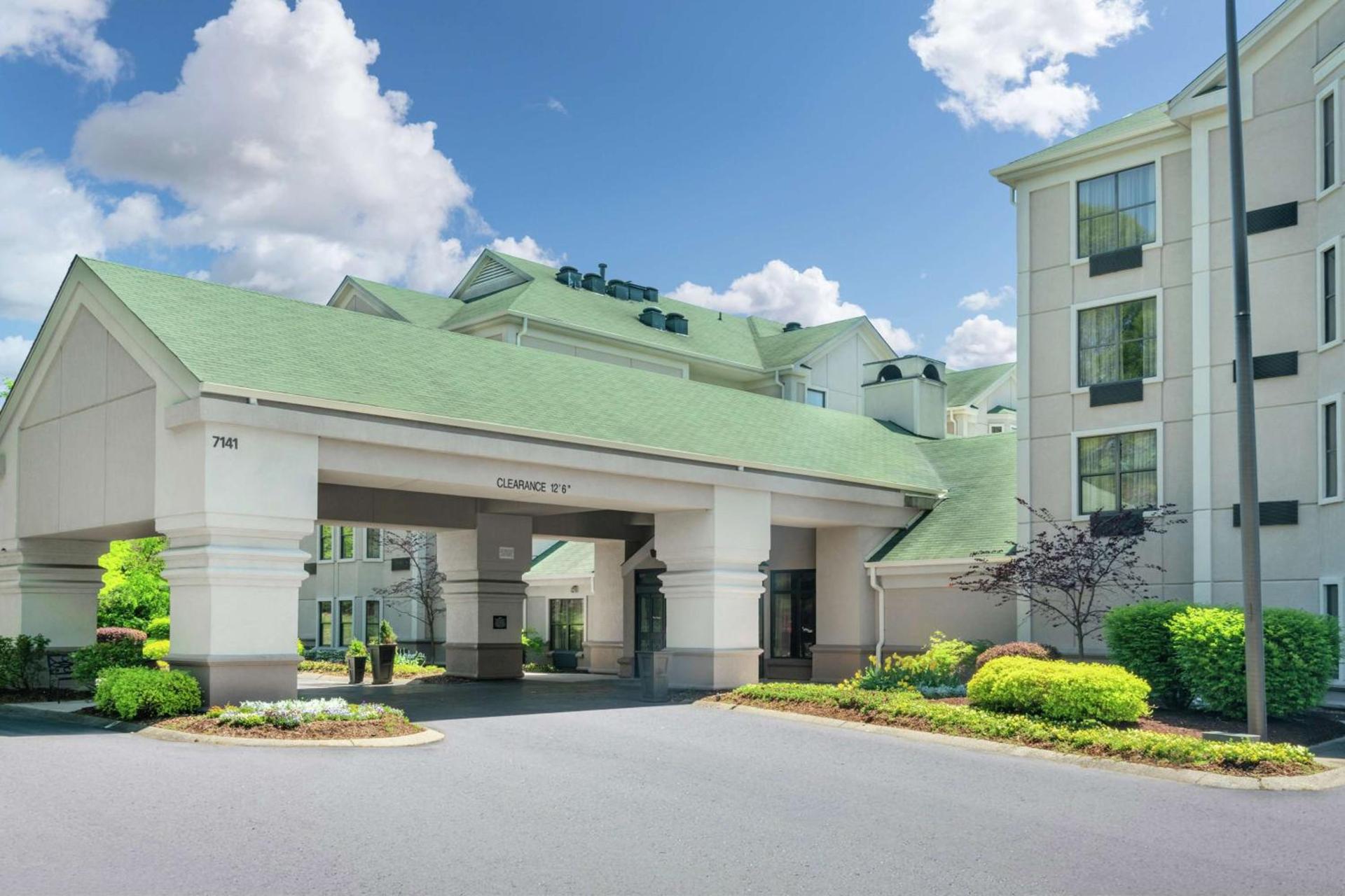 Hampton Inn & Suites Nashville Franklin photo 1